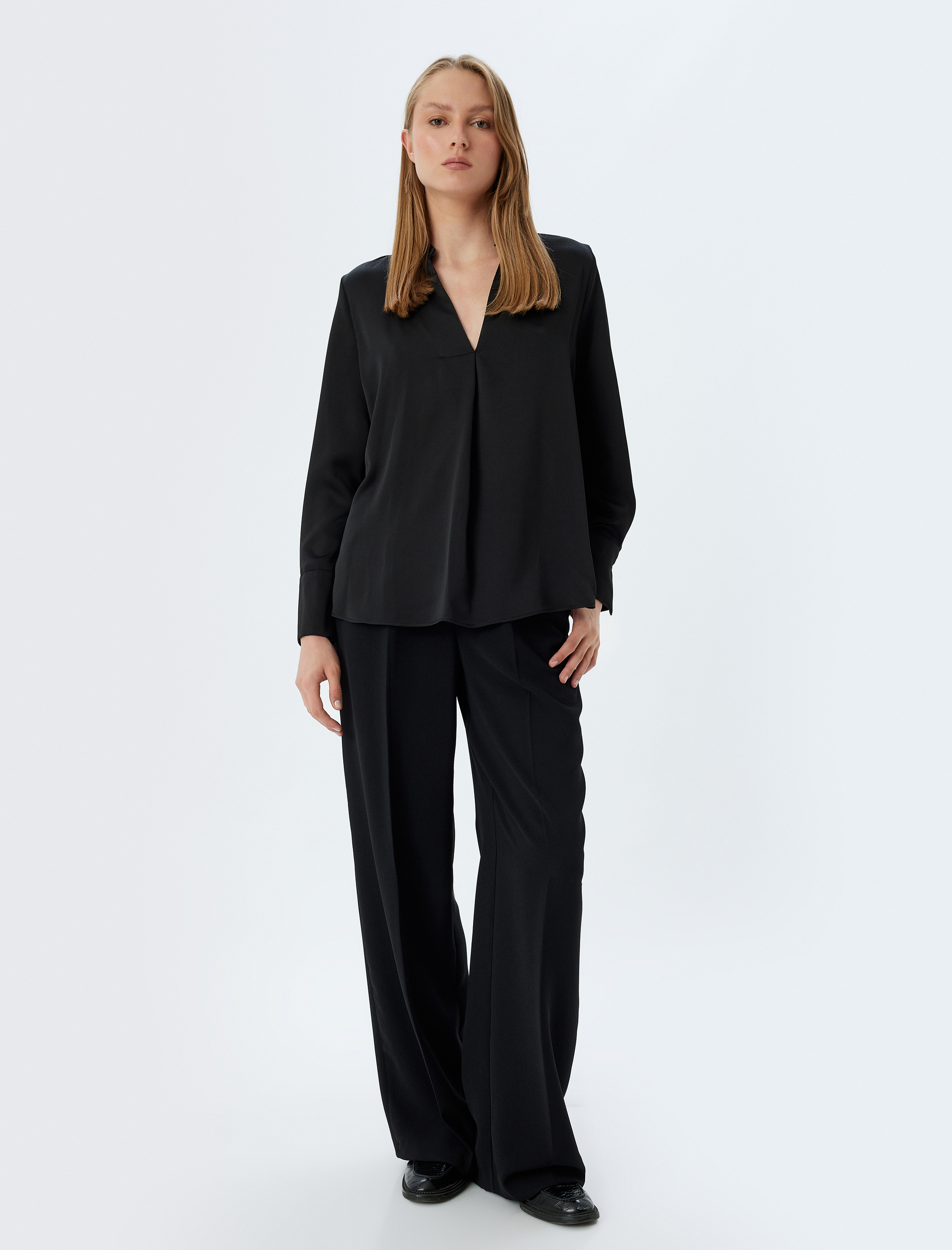 V Yaka Bluz Uzun Kollu Regular Fit