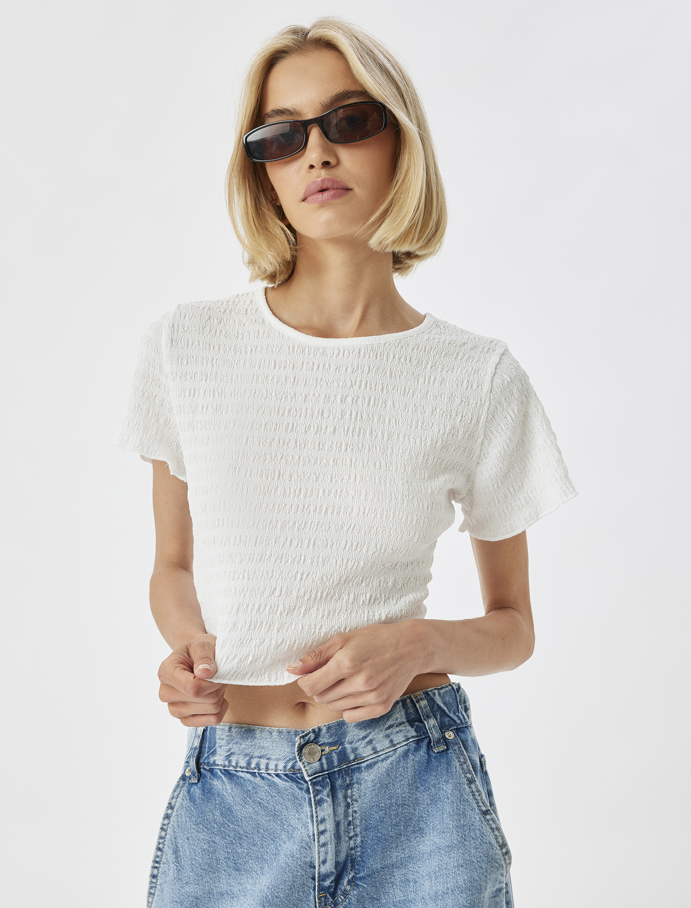   Dokulu Tişört Kısa Kollu Bisiklet Yaka Slim Fit