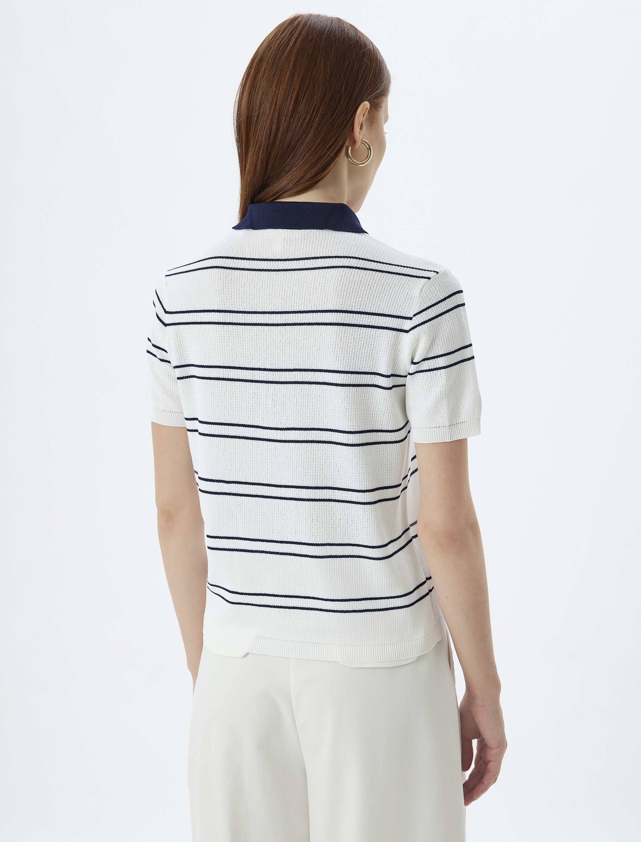   Polo Yaka Triko Kazak Kısa Kollu Gold Düğme Detaylı