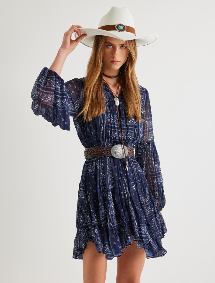  Fırfırlı Mini Şifon Elbise Etnik Desenli Uzun Kollu Rahat Kalıp