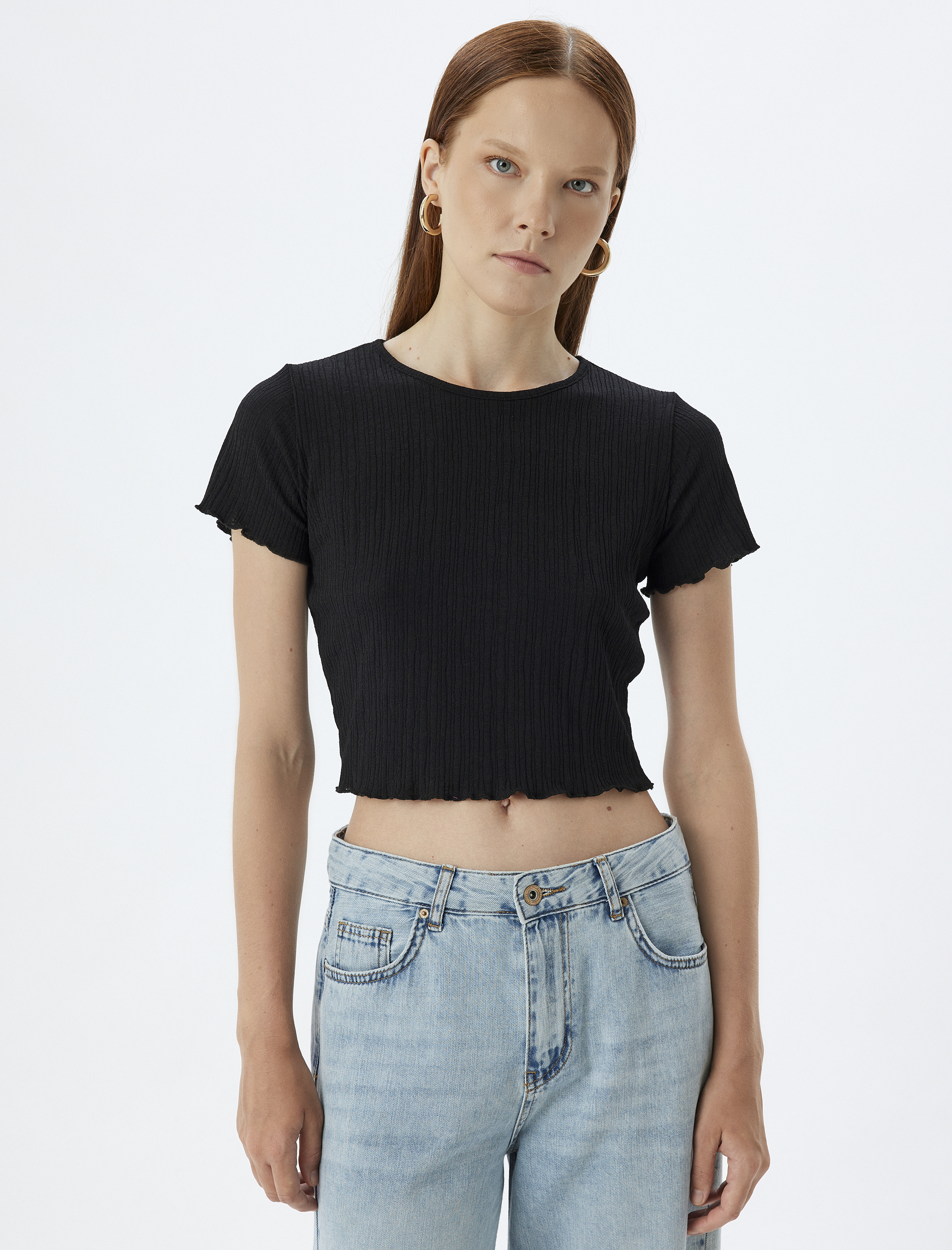   Basic Crop Tişört Kısa Kollu Bisiklet Yaka Slim Fit