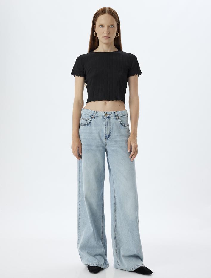  Basic Crop Tişört Kısa Kollu Bisiklet Yaka Slim Fit