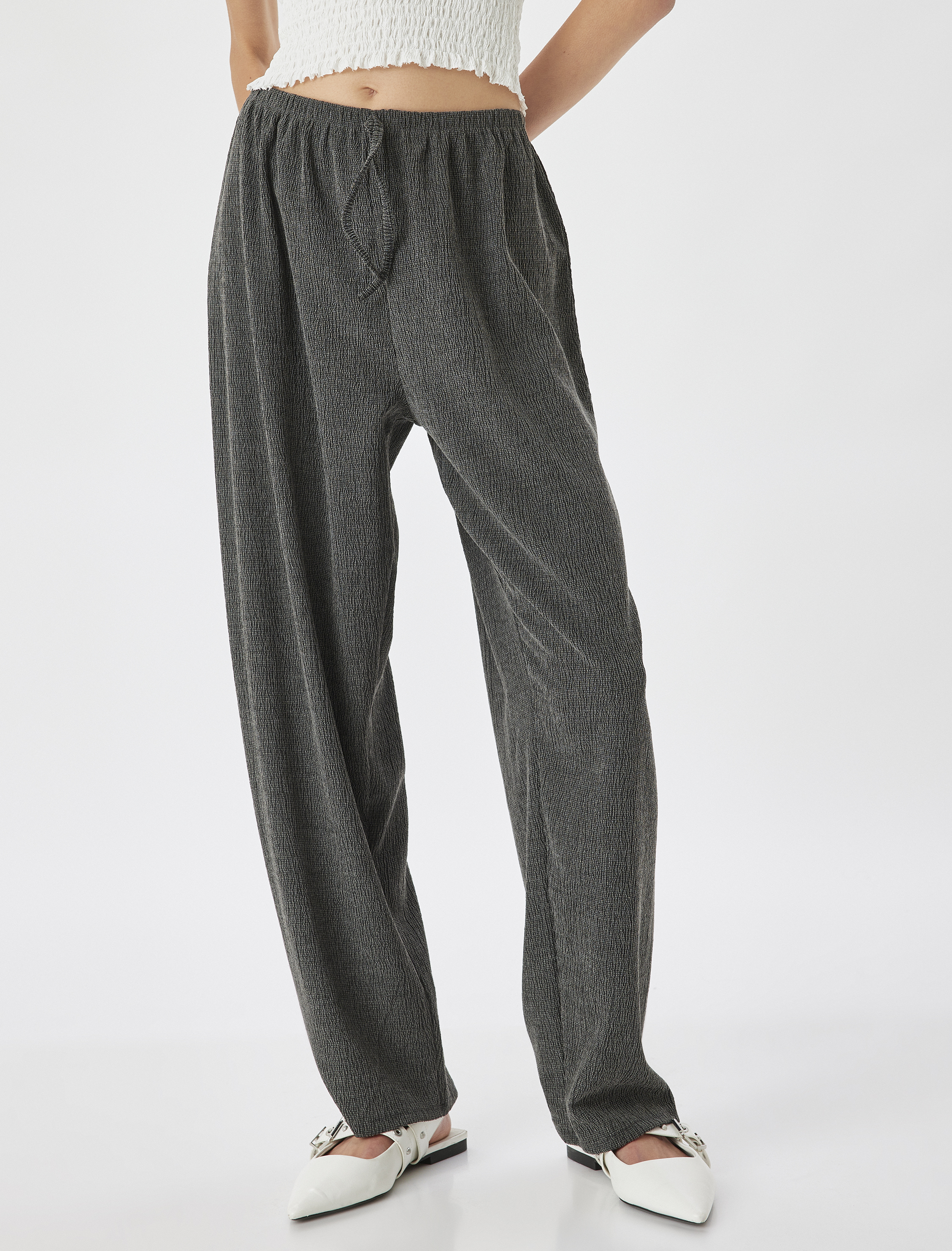   Rahat Kalıp Dokulu Beli Bağlamalı Pantolon