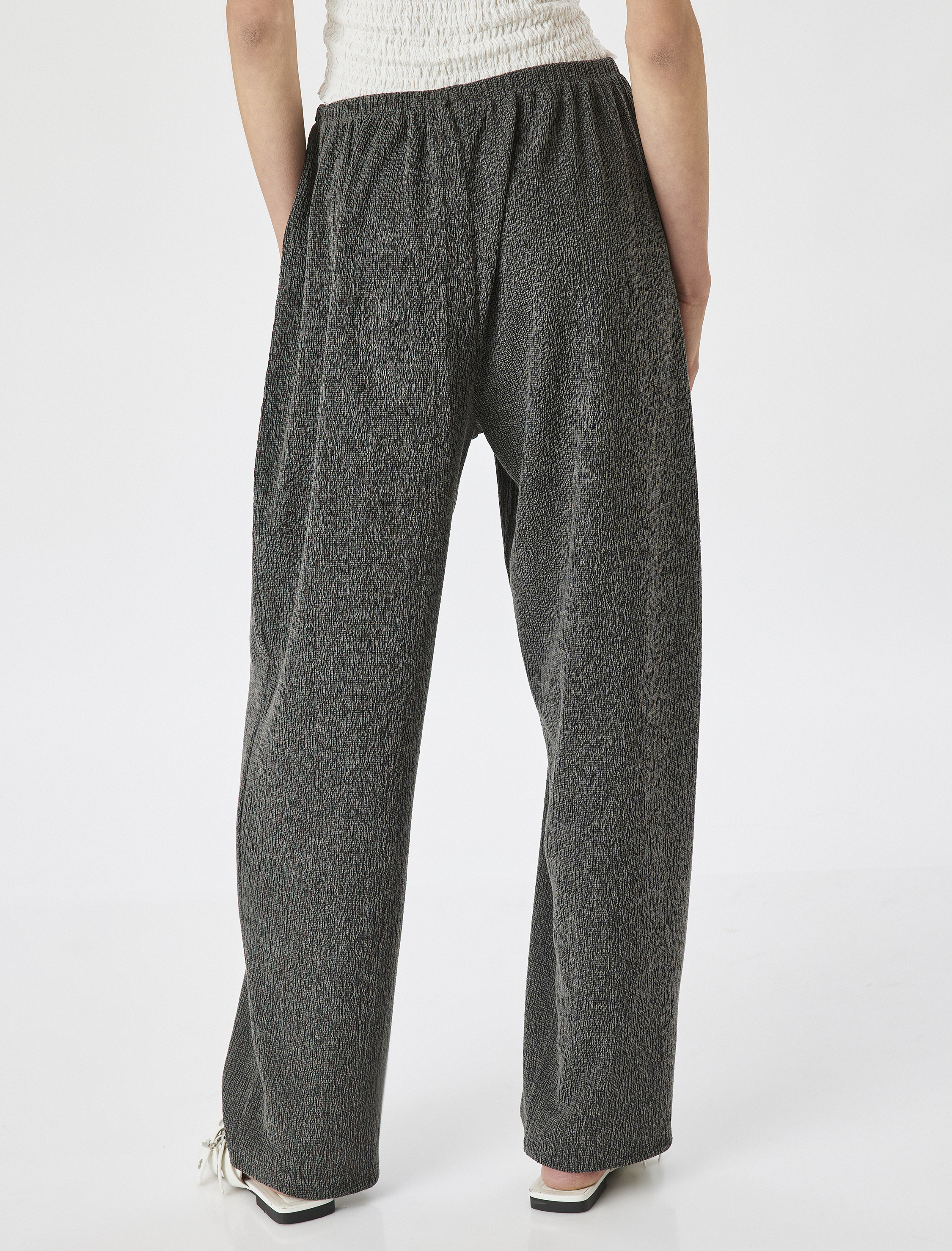   Rahat Kalıp Dokulu Beli Bağlamalı Pantolon