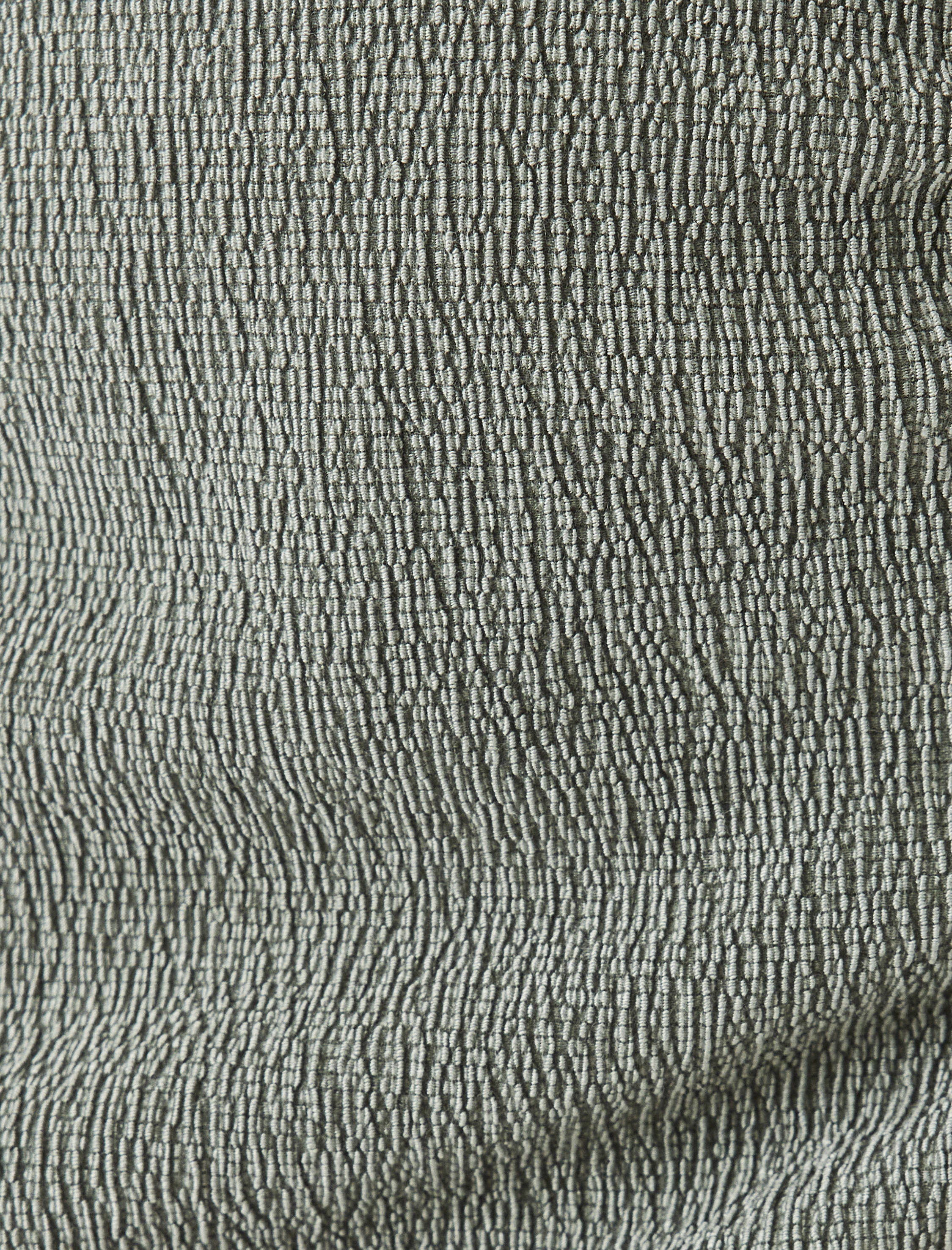   Halter Yaka Üst Dokulu Slim Fit