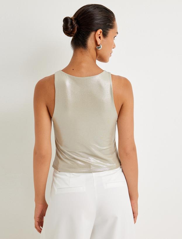 Koton X Sima Tarkan - Parlak Halter Yaka Crop Üst Kolsuz Yuvarlak Yaka Slim Fit_3