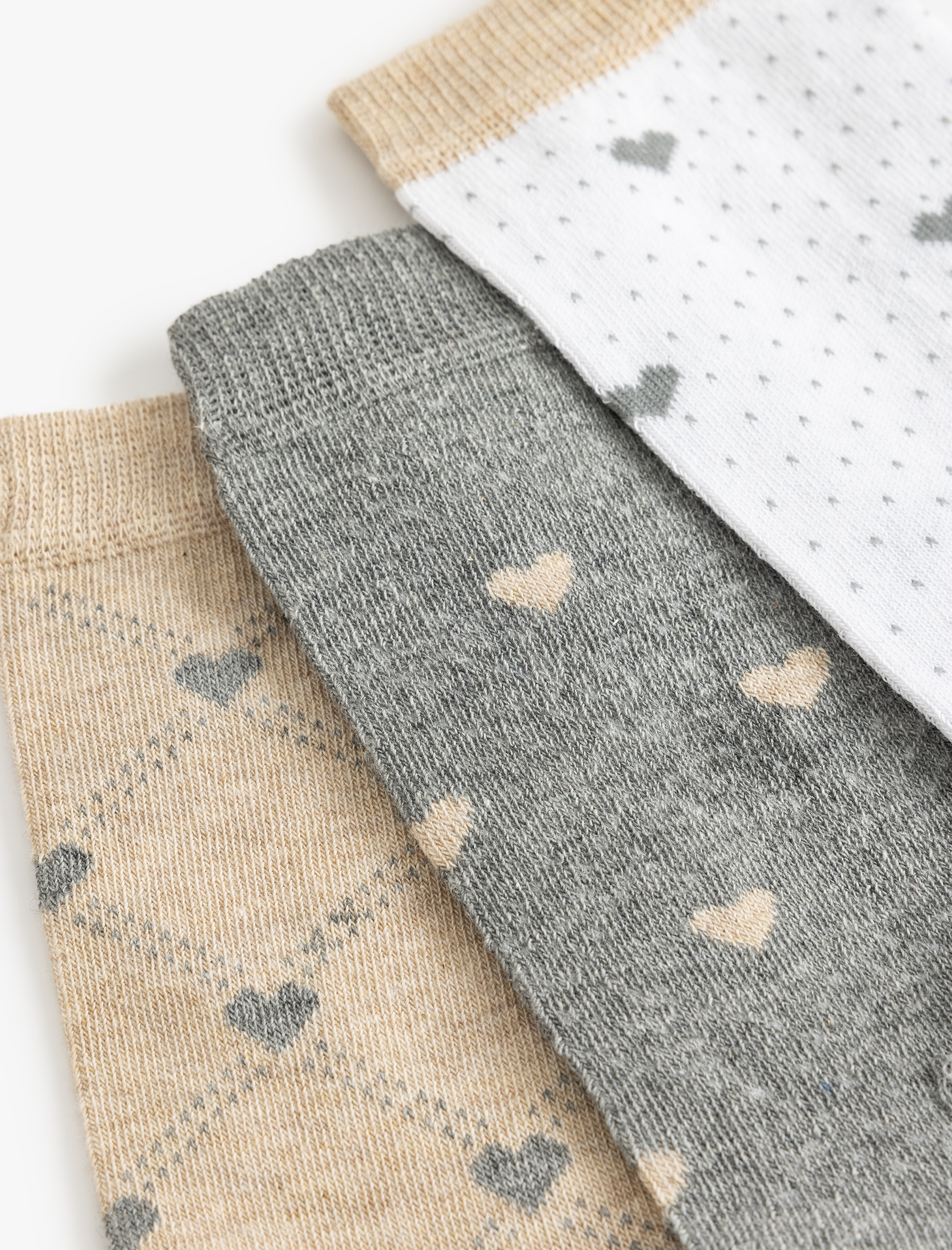  Kadın 3'lü Soket Çorap Seti Kalp Desenli Çok Renkli