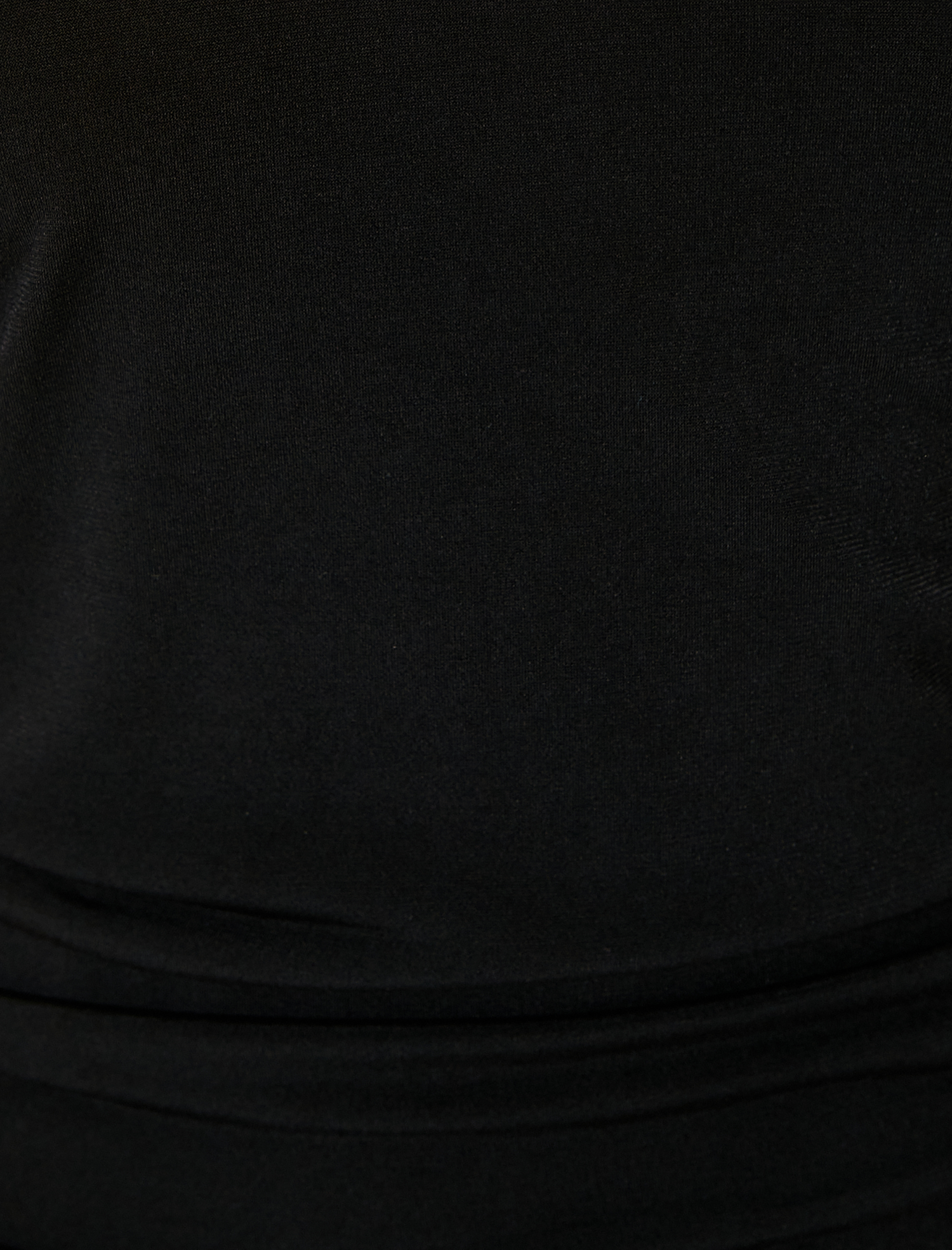   Boyundan Bağlamalı Mini Bodycon Elbise Metal Aksesuarlı