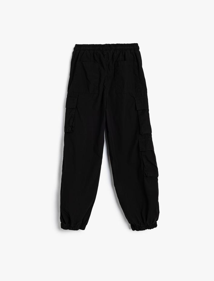 Erkek Çocuk Jogger Paraşüt Pantolon Cepli Beli Bağlamalı Pamuklu