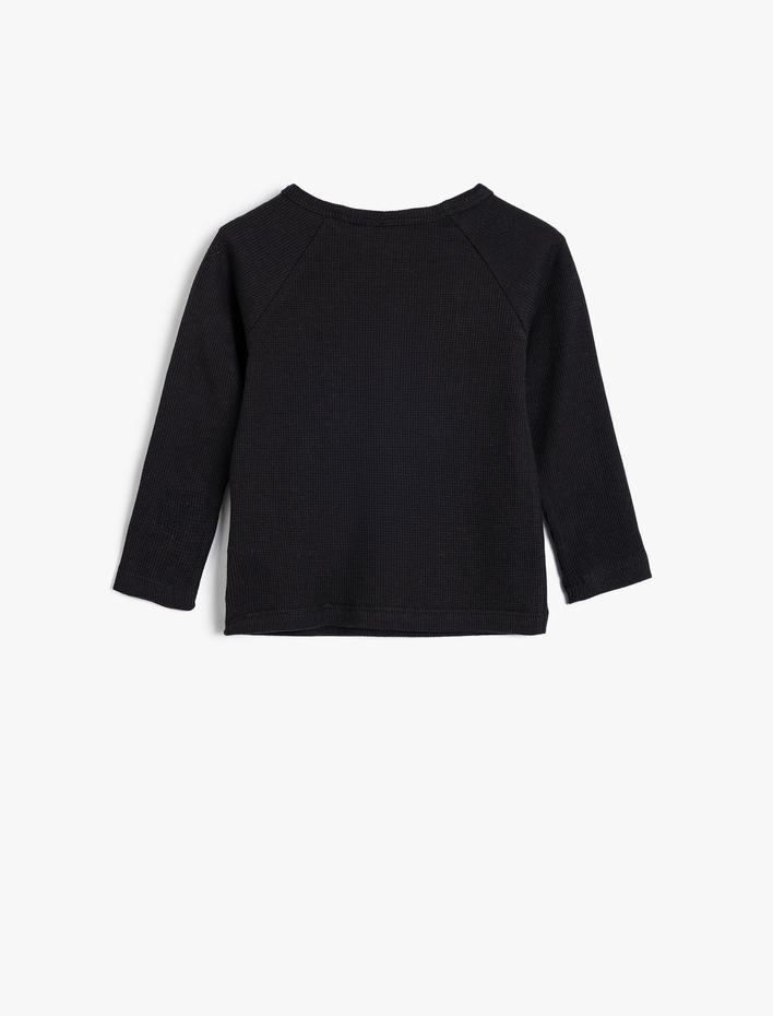 Erkek Bebek Tişört Uzun Kollu Bisiklet Yaka Dokulu Düğme Detaylı Pamuklu