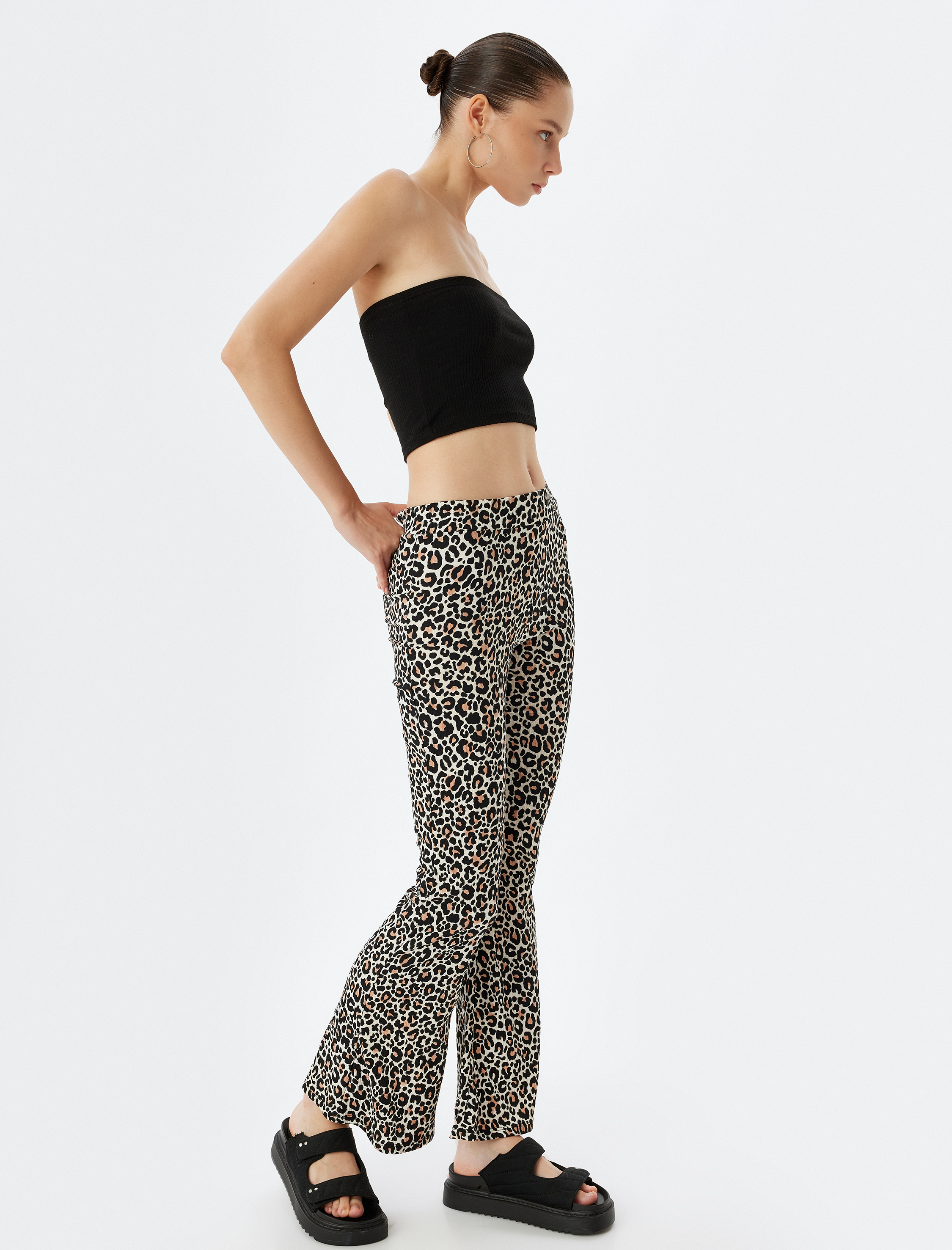   İspanyol Paça Tayt Pantolon Leopar Desenli Beli Lastikli Bürümcük