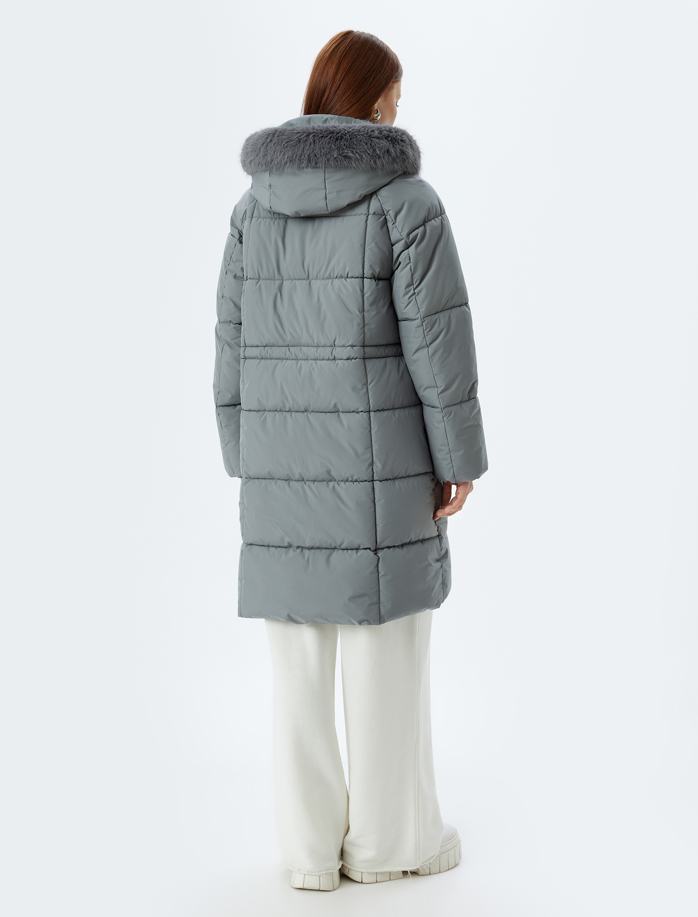   Uzun Kapüşonlu Şişme Mont Su İtici Suni Kürk Detaylı Cepli Fermuarlı