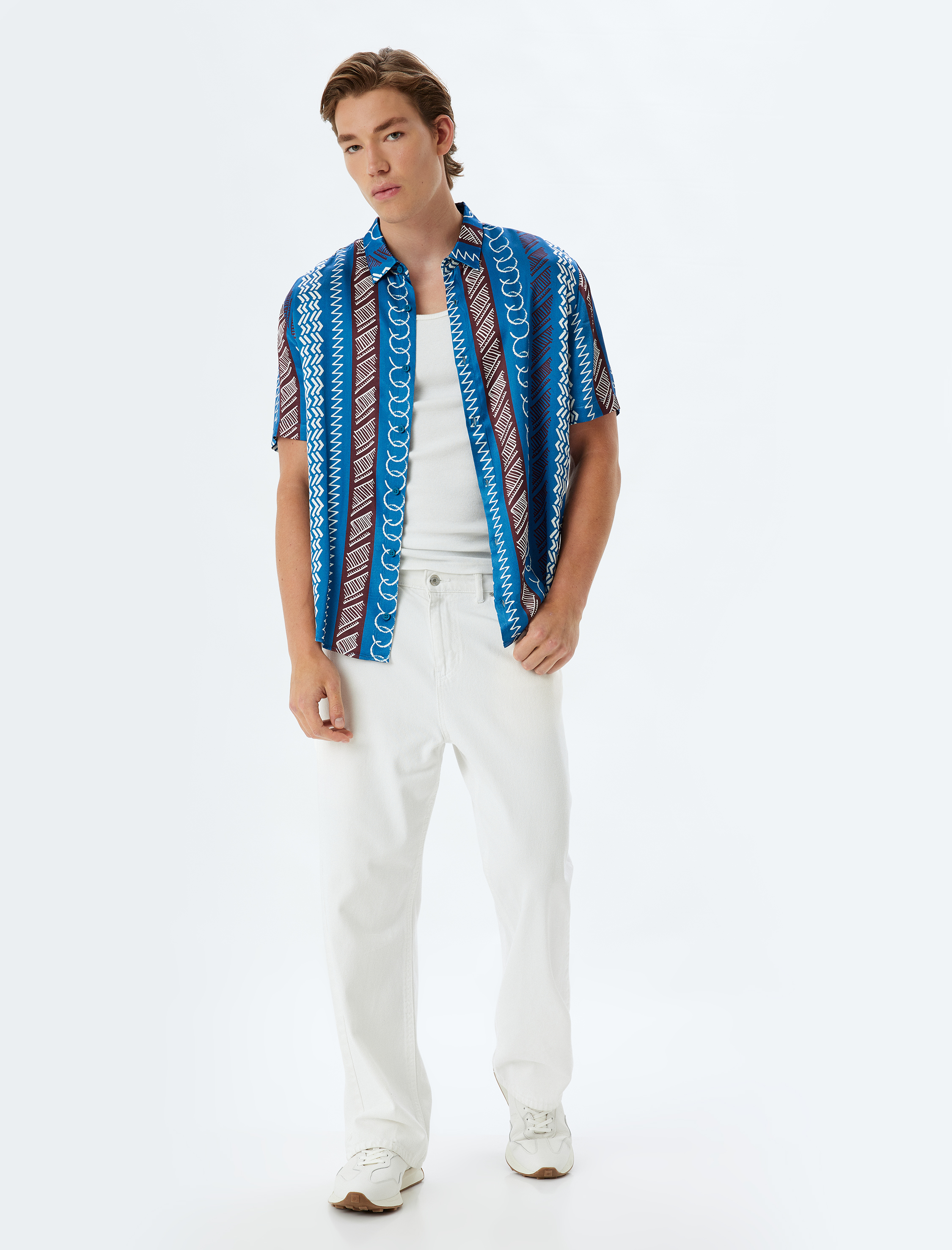   Kısa Kollu Gömlek Geometrik Baskılı Viskon Regular Fit
