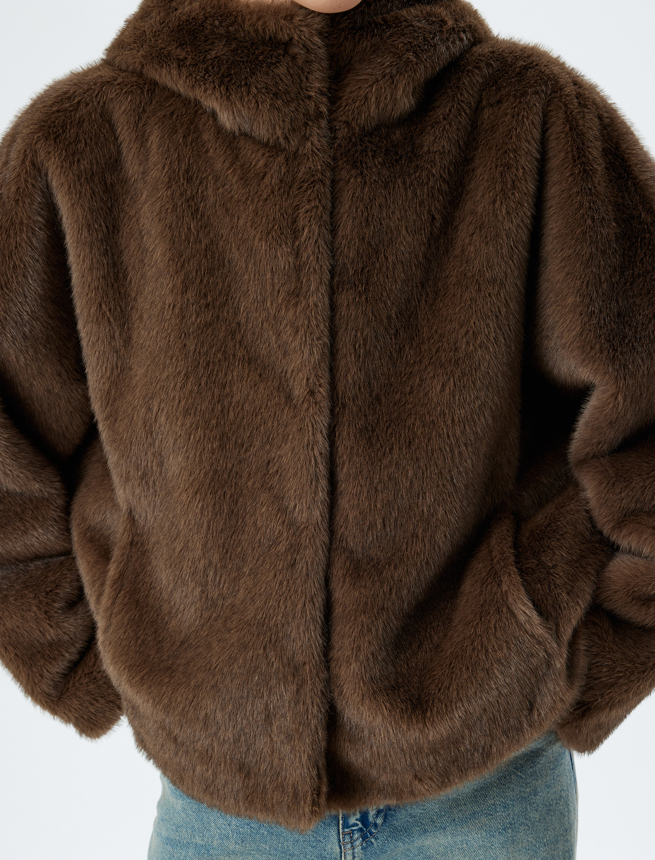   Uzun Kollu Kapüşonlu Cepli Peluş Oversize Kaban