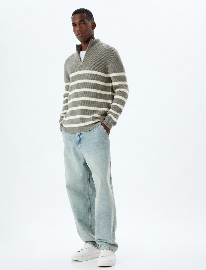  Kışlık Triko Kazak Dik Yaka Yarım Fermuarlı Uzun Kollu