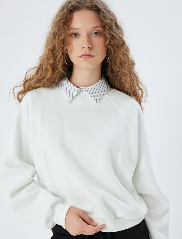 Basic Sweatshirt Bisiklet Yaka Dikiş Detaylı Şardonlu_0