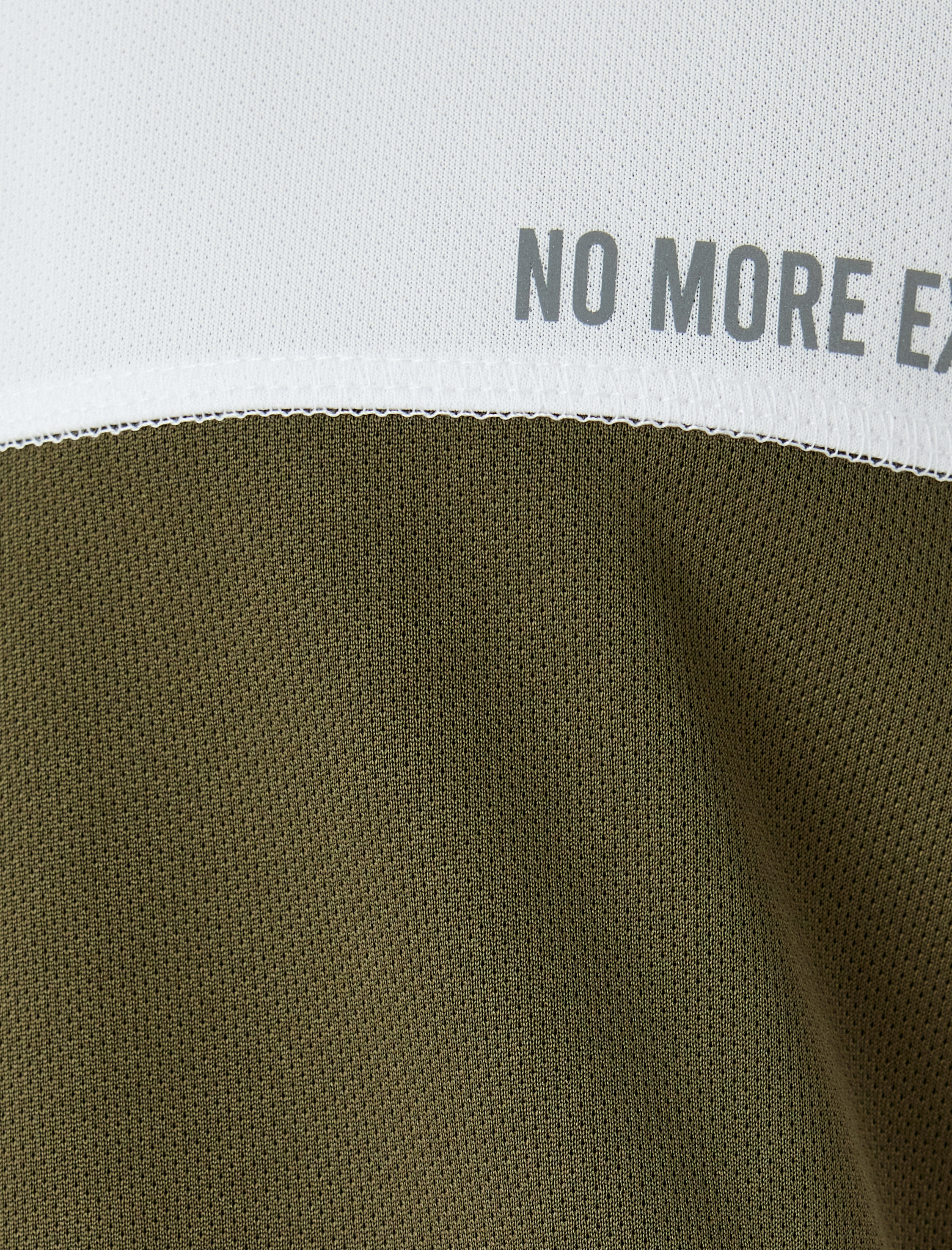   Slogan Baskılı Renk Bloklu Bisiklet Yaka Kısa Kollu Spor Tişört