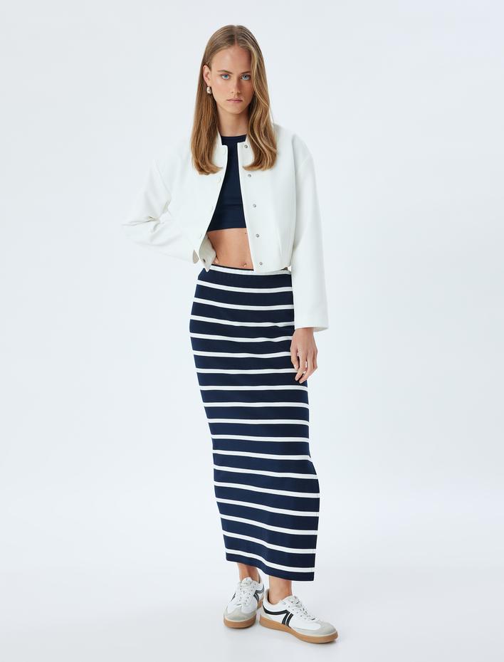  Yandan Yırtmaç Detaylı Standart Bel Uzun Kalem Etek