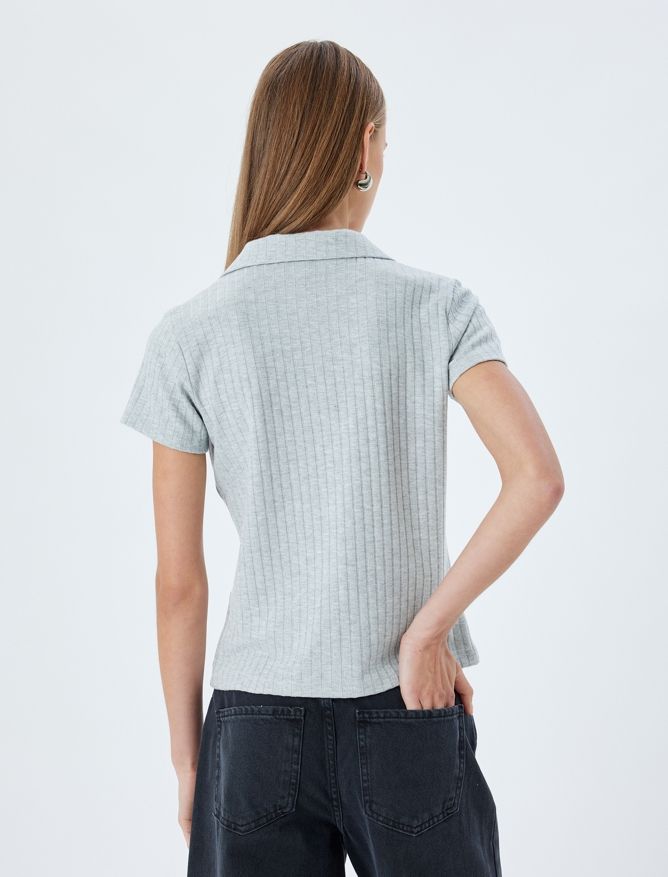 Polo Yaka Tişört Kısa Kollu Metalik İplik Detaylı Kaşkorse