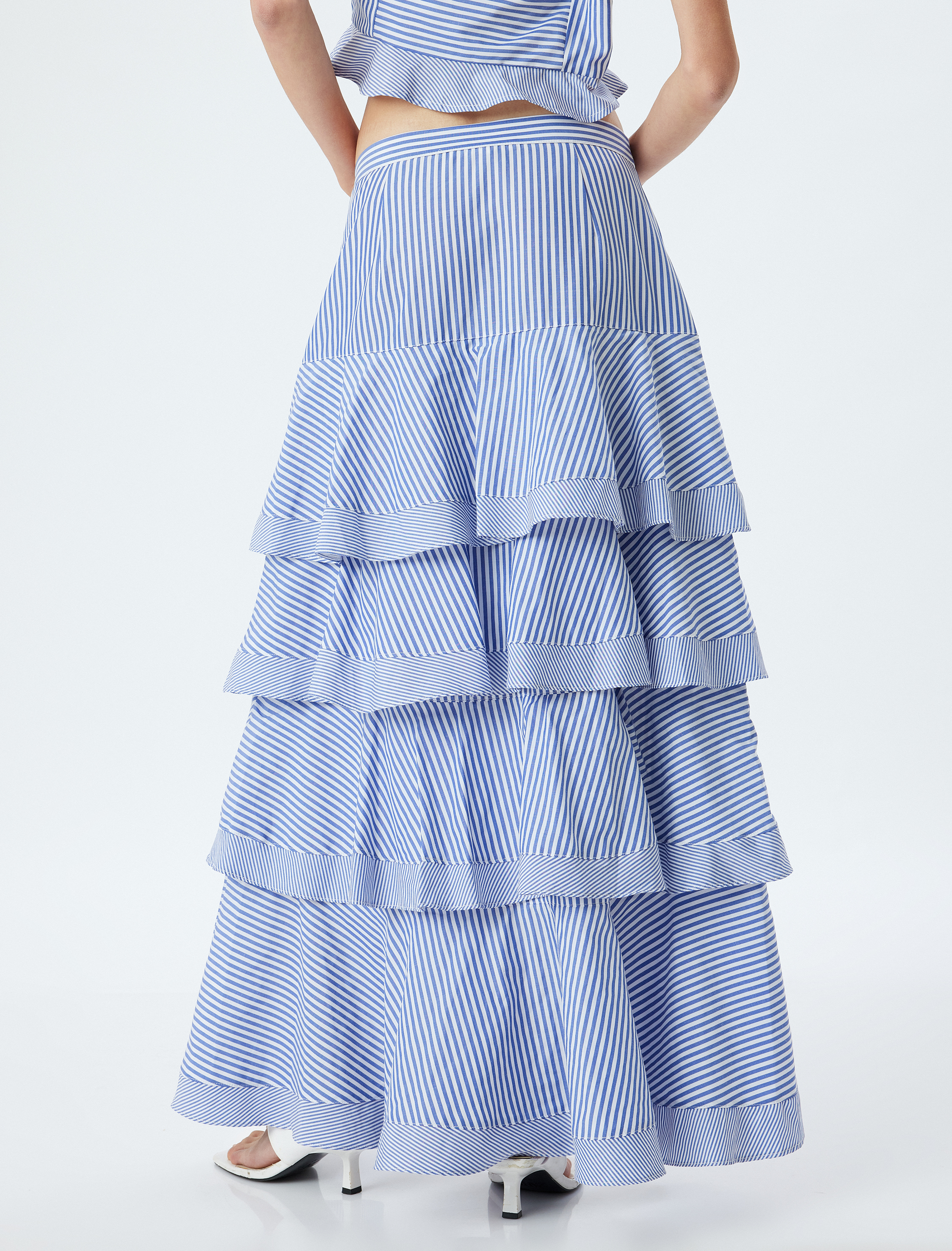   Koton X Melis Ağazat - Katlı Fırfırlı Uzun Çan Etek Düğmeli