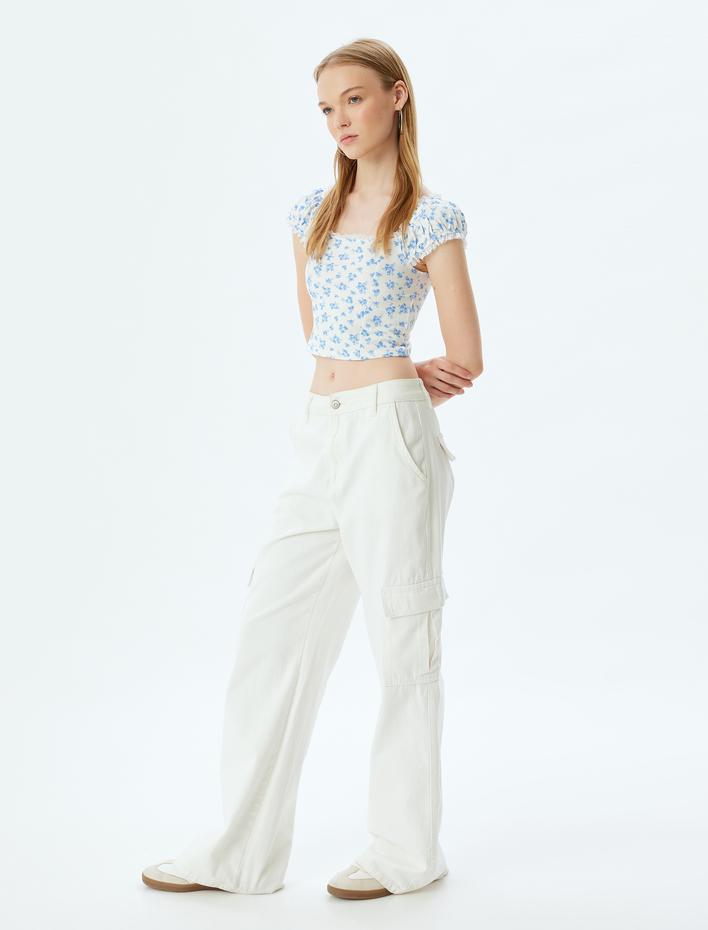  Crop Üst Fırfırlı Kısa Kollu Çiçek Desenli Kare Yaka Slim Fit