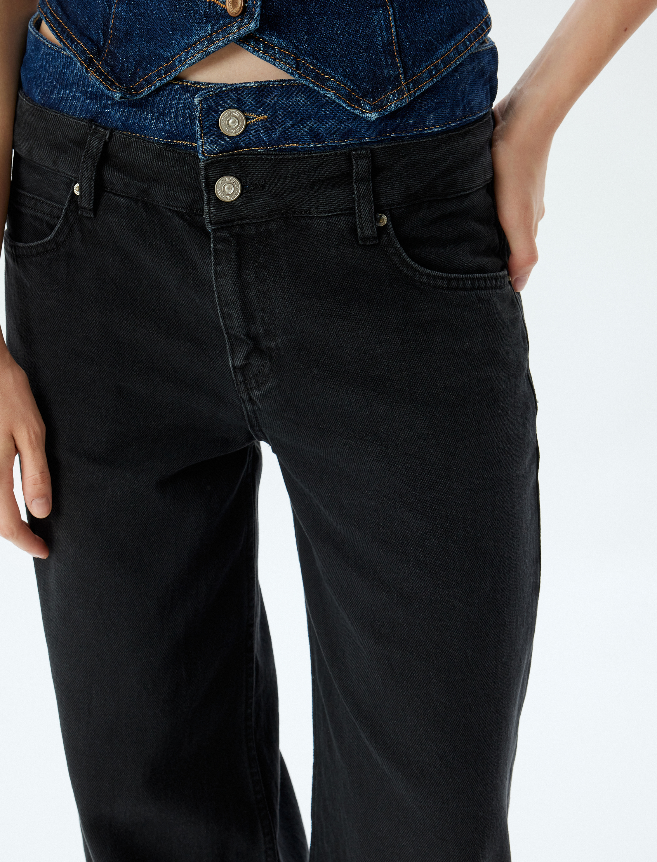 Bol Kesim Kot Pantolon Çift Bel Detaylı Düğmeli - Loose Straight Fit Jean