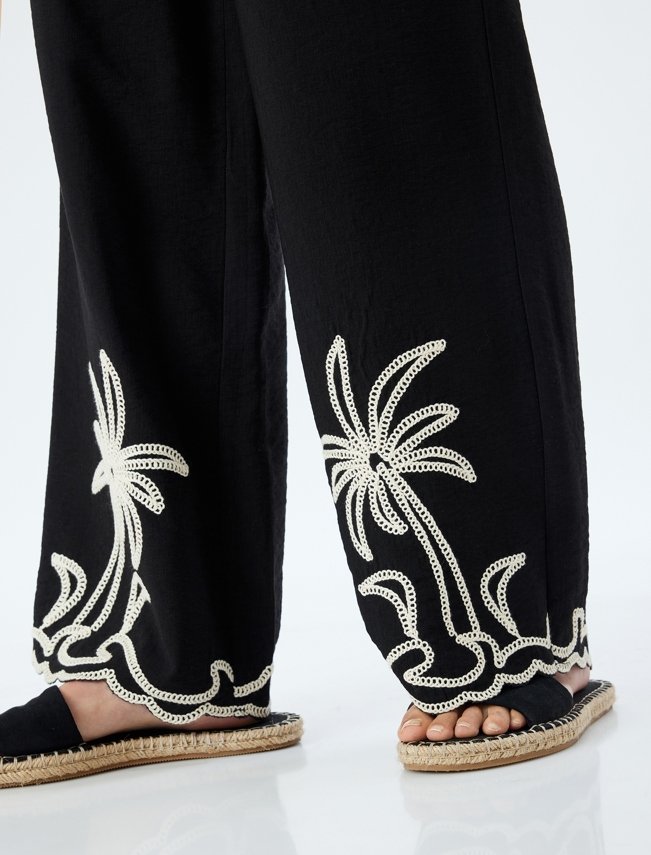   Viskon Bol Paça Pantolon Etnik Desenli Renk Kontrastlı