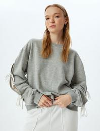 Oversize Sweatshirt Fiyonk Detaylı Bisiklet Yaka Uzun Kollu