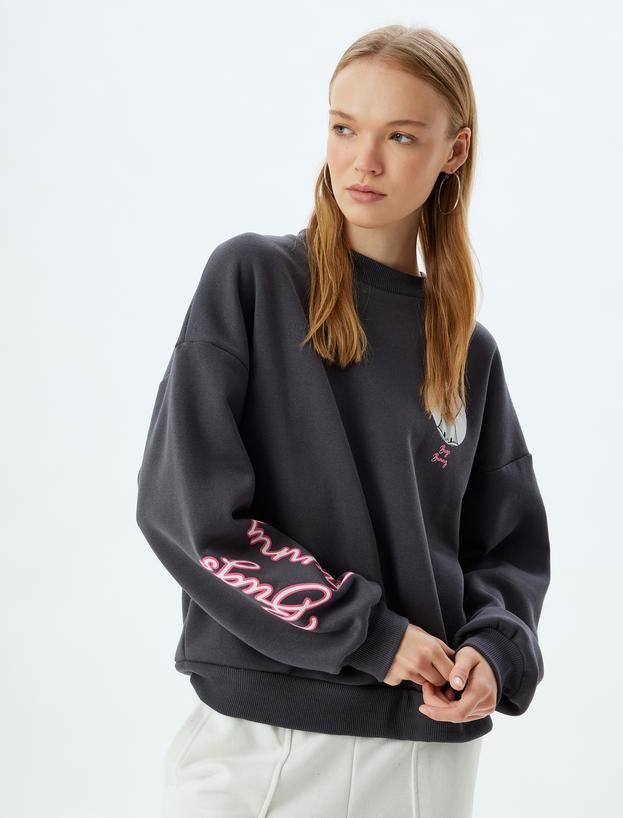 Bugs Bunny Oversize Sweatshirt Bisiklet Yaka Arkası Baskılı Lisanslı_0