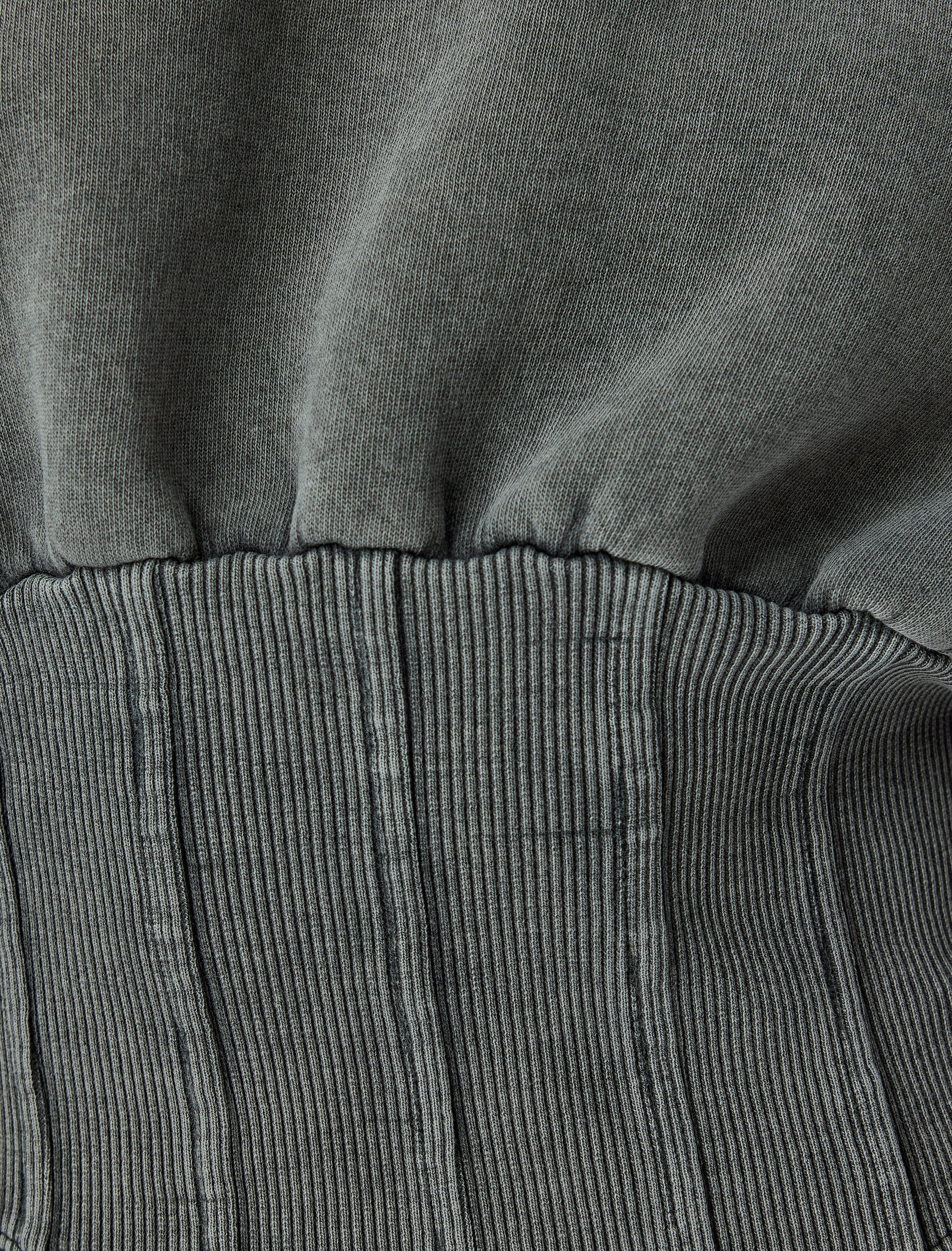   Şardonlu Crop Sweatshirt Korse Görünümlü Yıkamalı Bisiklet Yaka Slim Fit