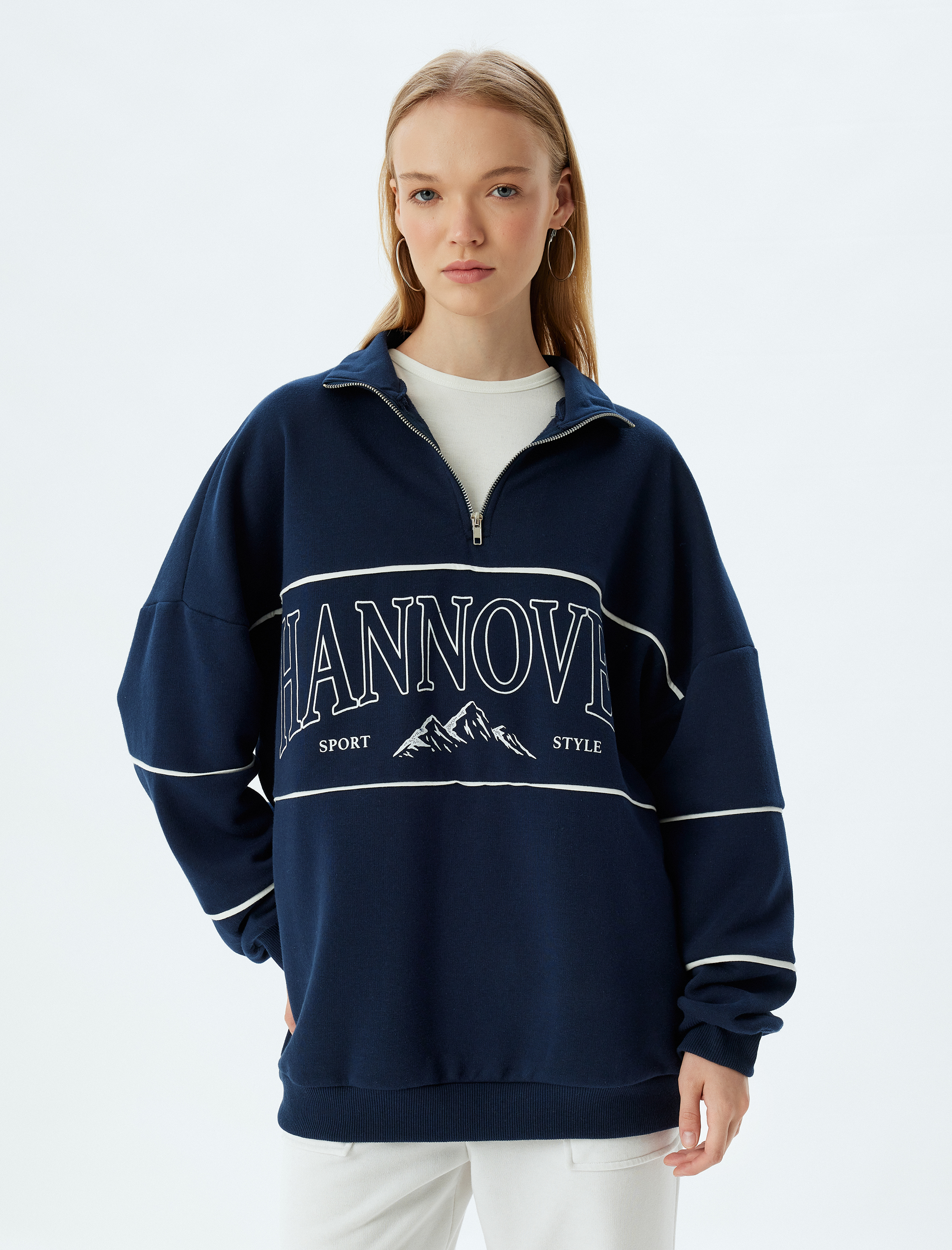   Şardonlu Oversize Sweatshirt Yarım Fermuarlı Kolej Baskılı Dik Yaka