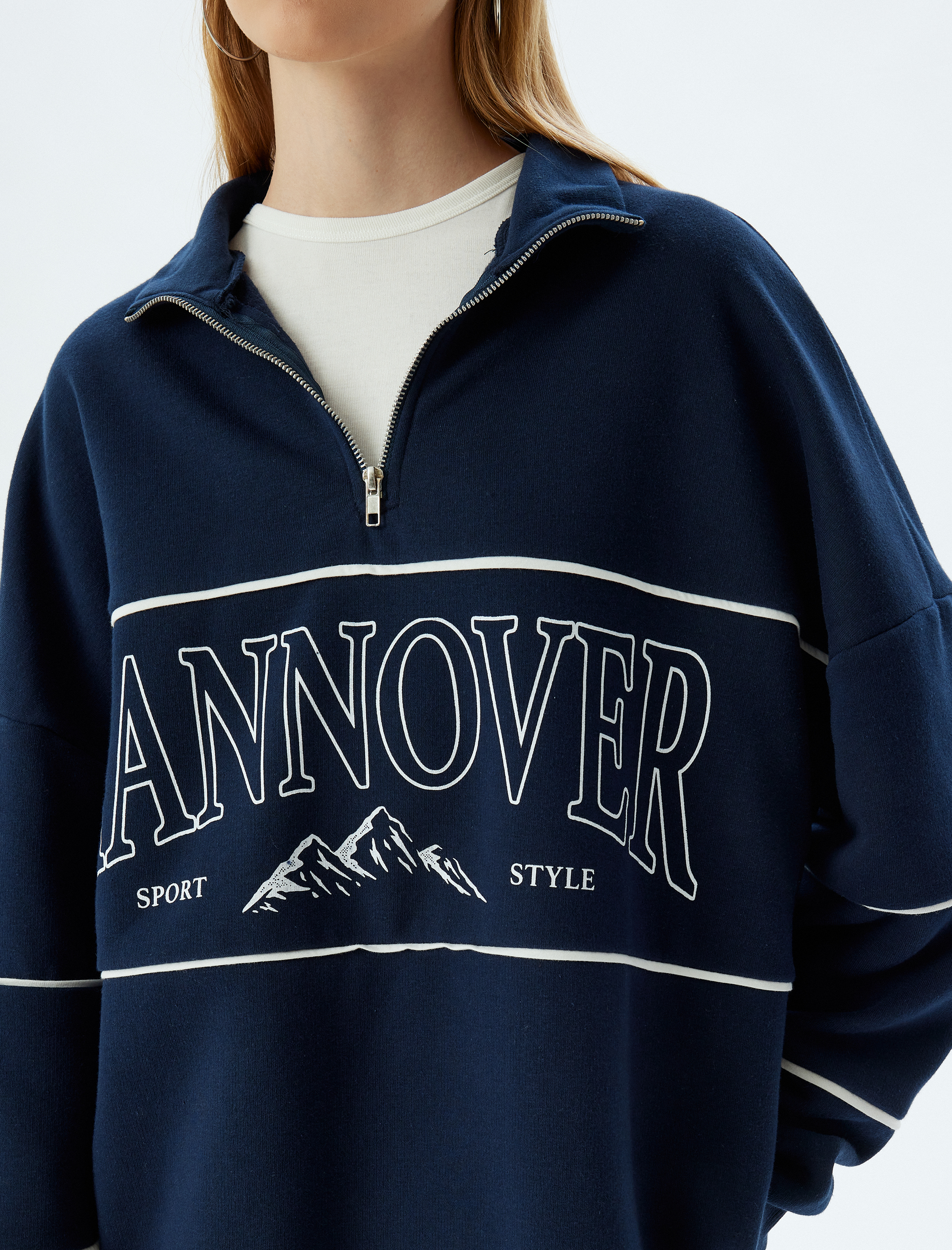   Şardonlu Oversize Sweatshirt Yarım Fermuarlı Kolej Baskılı Dik Yaka