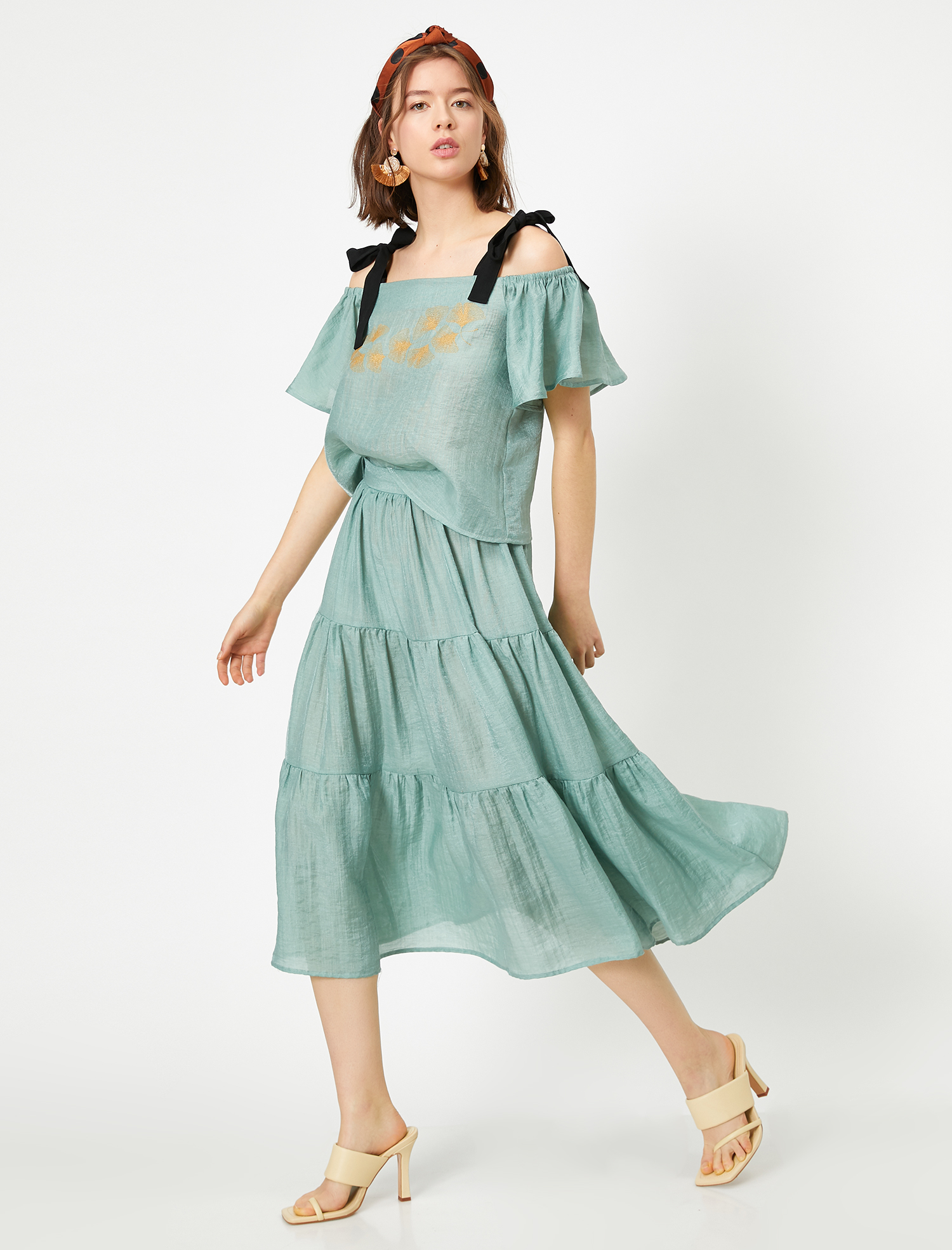   Fırfır Detaylı Etek