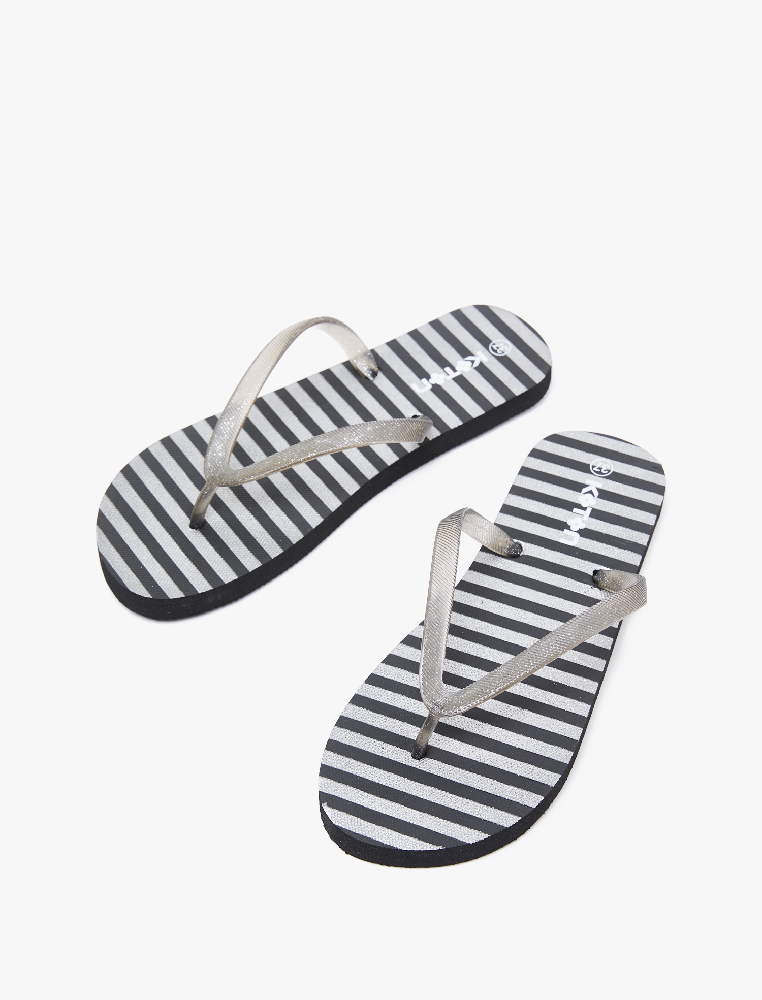  Kadın Parmak Arası Terlik