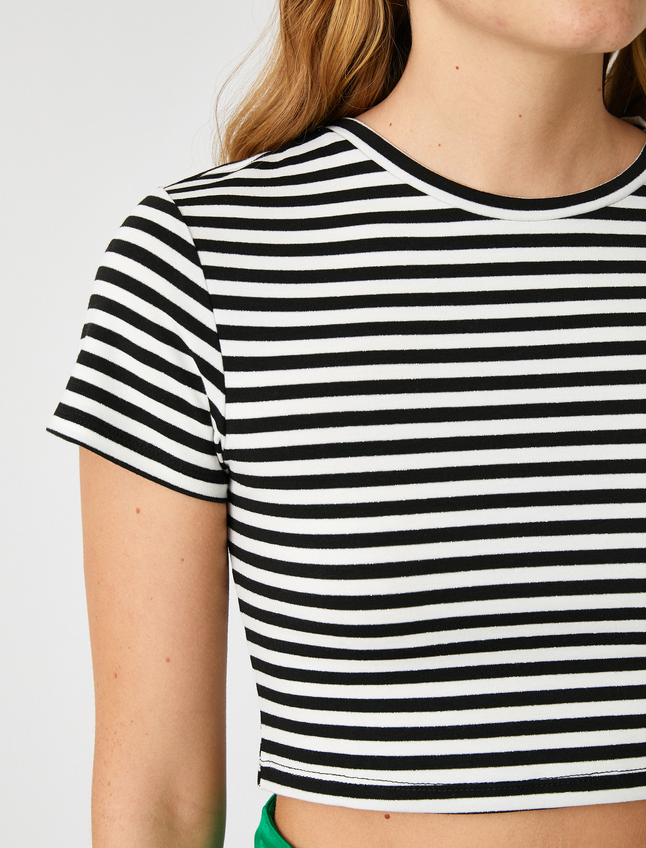   Bisiklet Yaka Kısa Kollu Çizgili Tişört