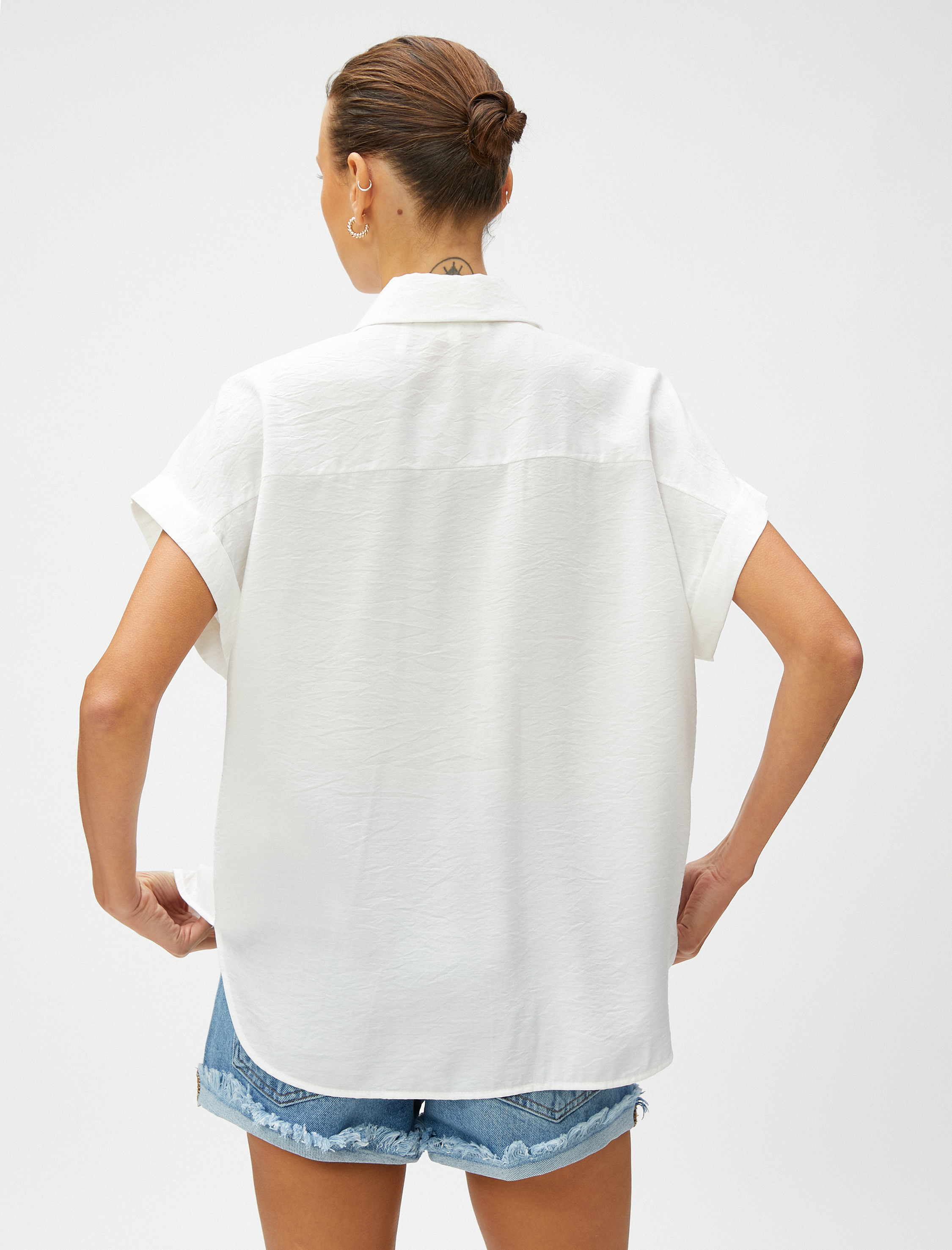   Kısa Kollu Gömlek Gizli Düğmeli