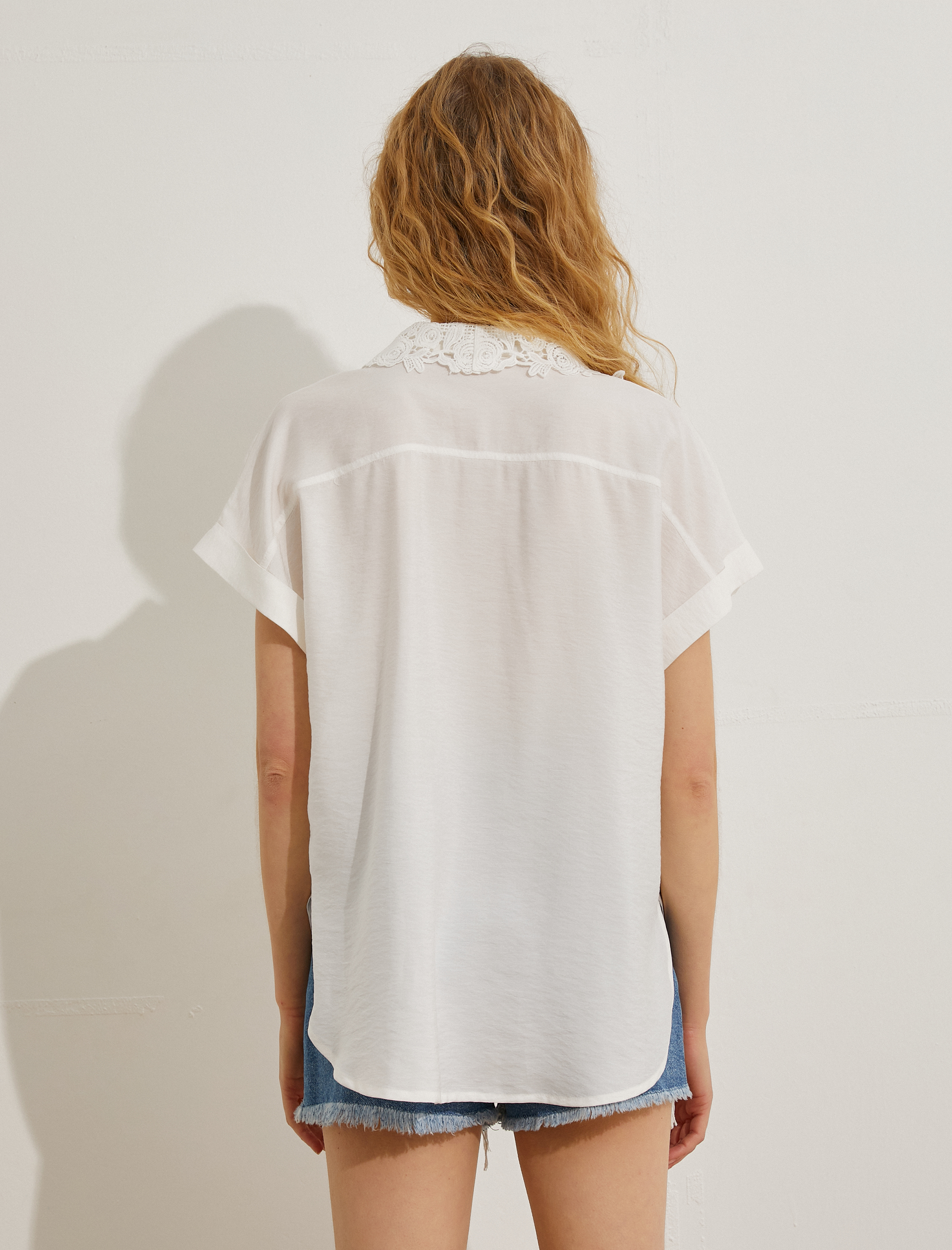   Dantel Yaka Gömlek Kısa Kollu