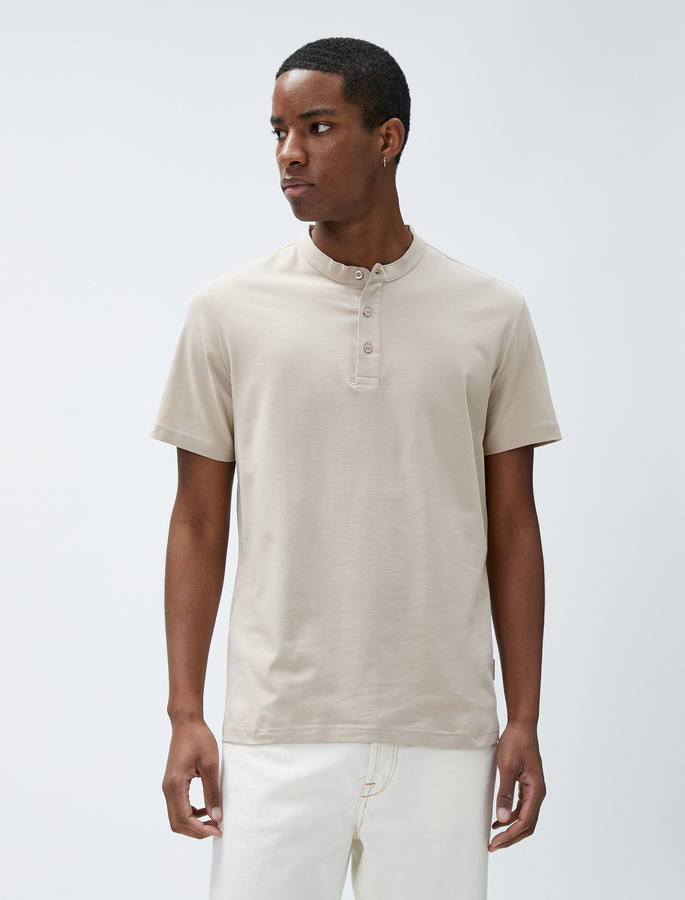   Hakim Yaka Tişört Düğmeli Dar Kesim Pamuklu