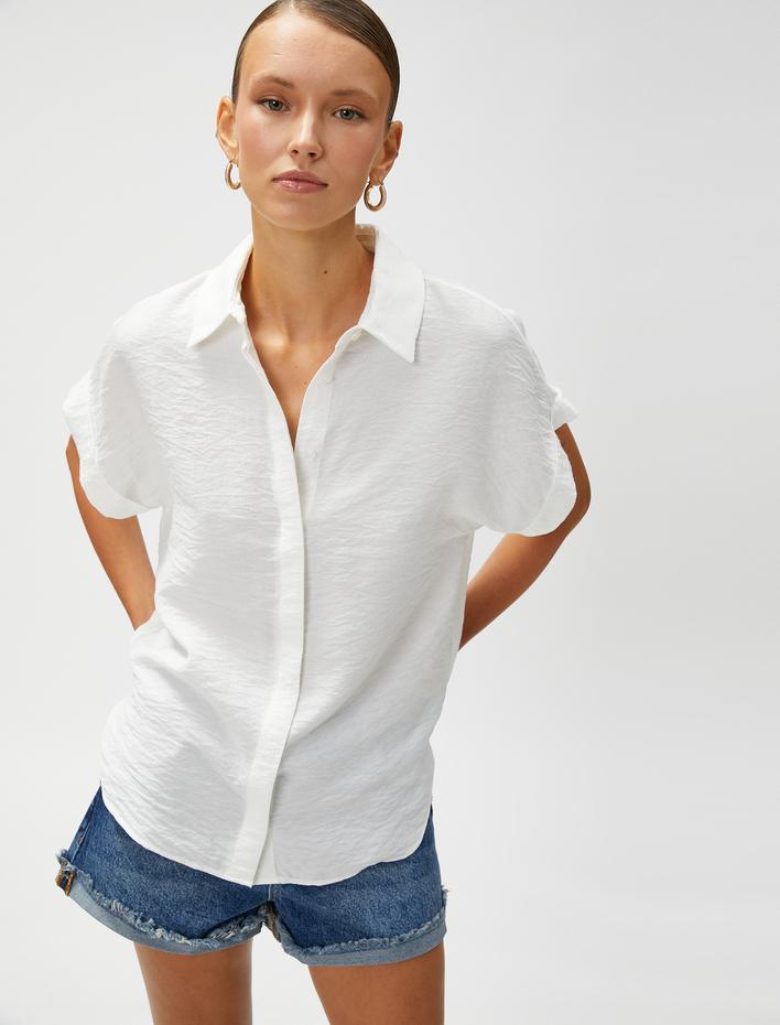  Kısa Kollu Gömlek Gizli Düğmeli