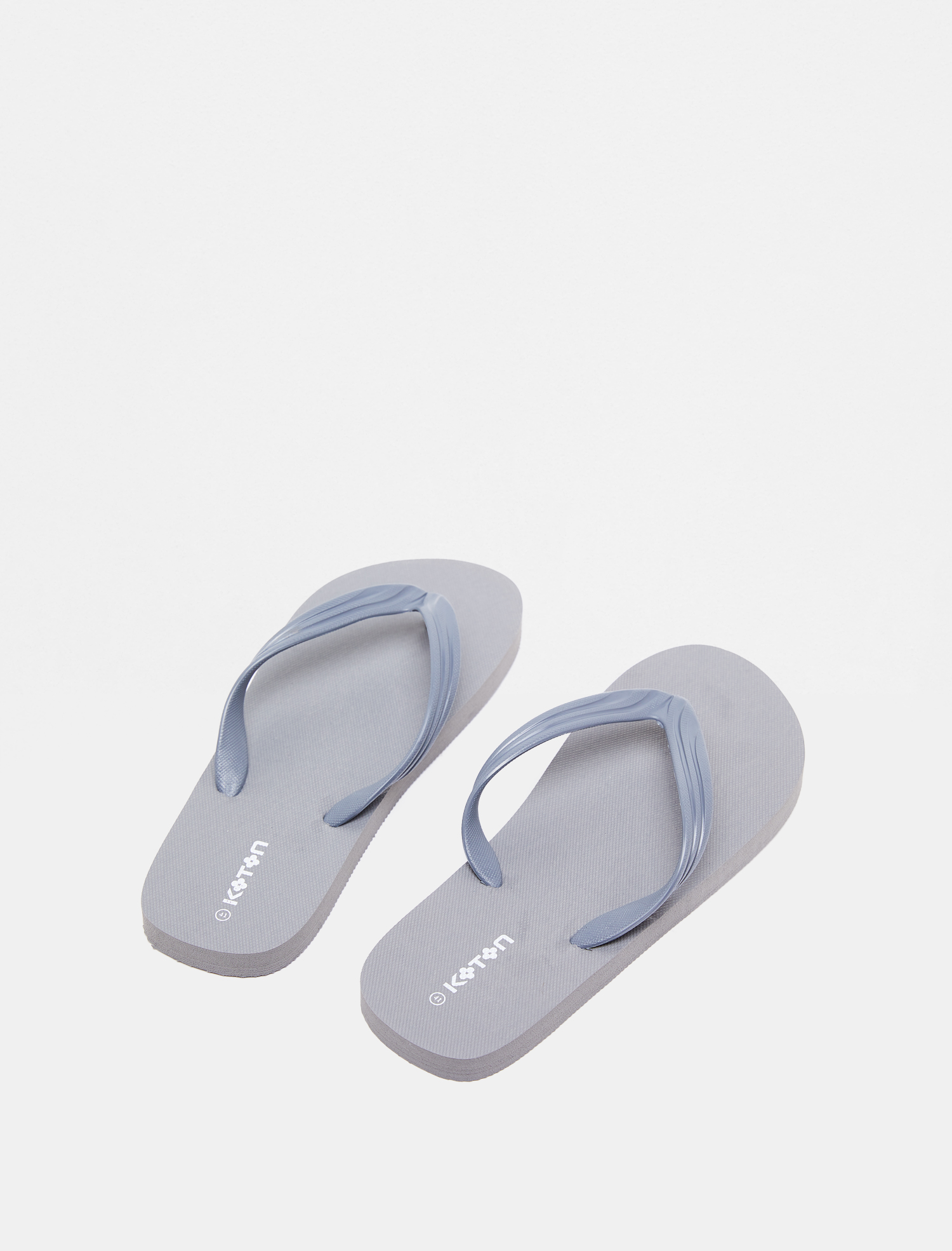  Erkek Parmak Arası Terlik