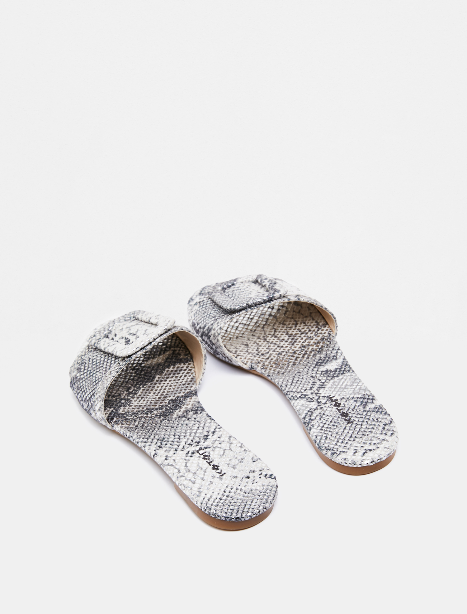 Kadın Yılan Derisi Desenli Terlik