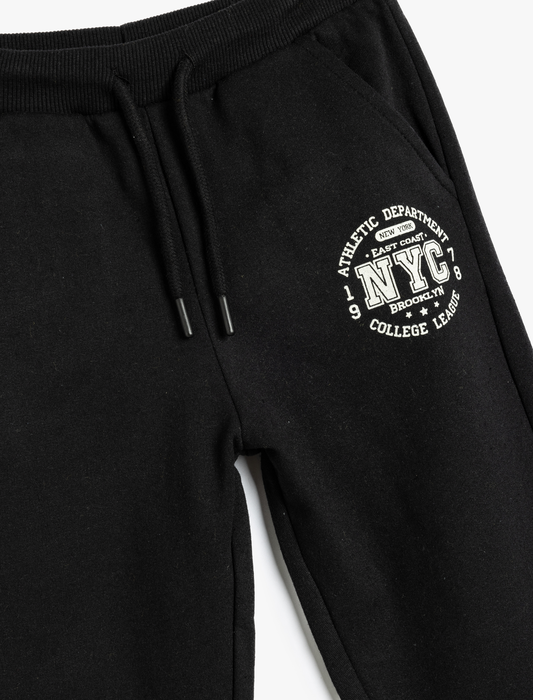  Erkek Çocuk Jogger Eşofman Altı Beli Bağlamalı Baskı Detaylı Cepli Şardonlu