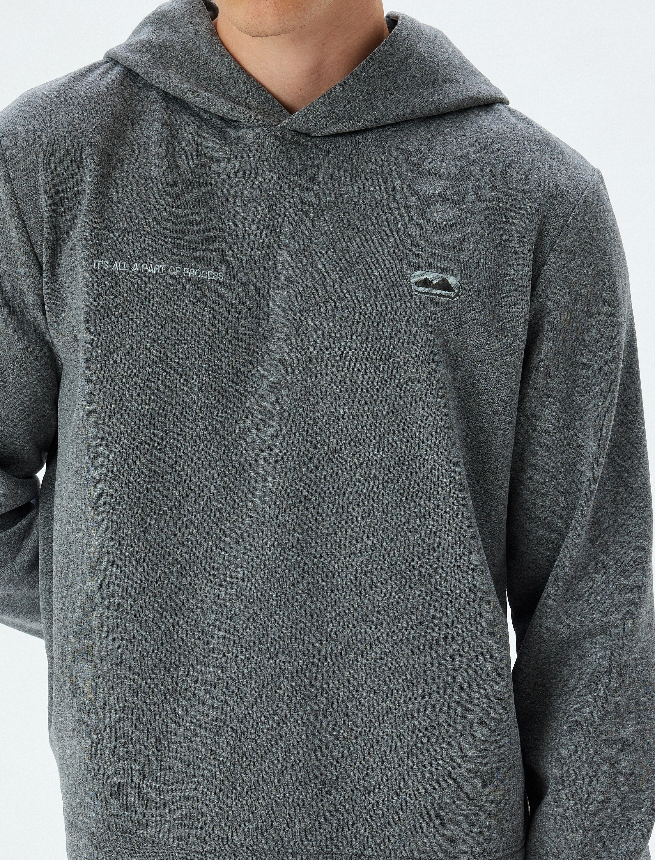   Slogan İşlemeli Yıkamalı Basic Pamuk Karışımlı Kapşonlu Sweatshirt