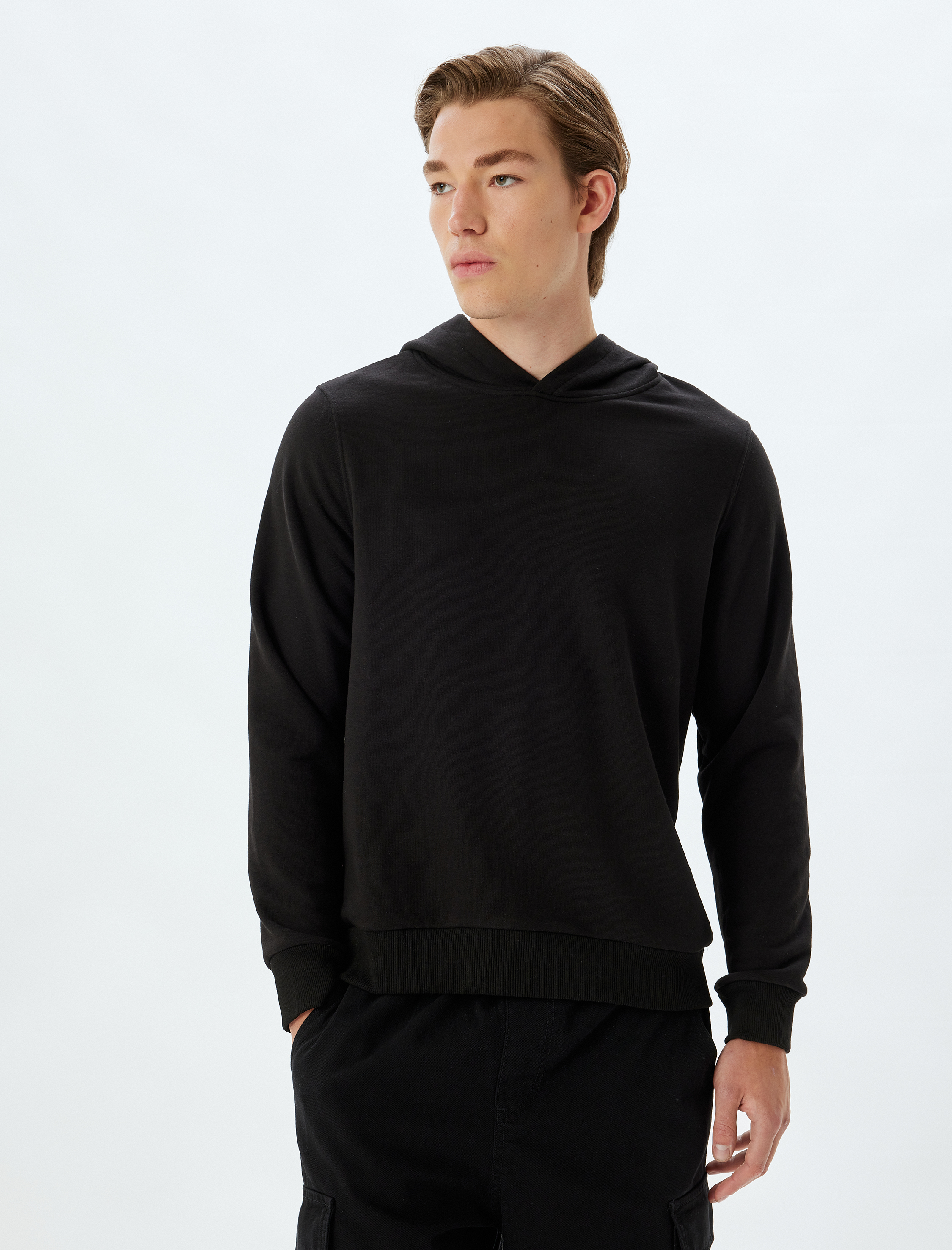 Basic Kapşonlu Pamuklu Uzun Kollu Hoodie