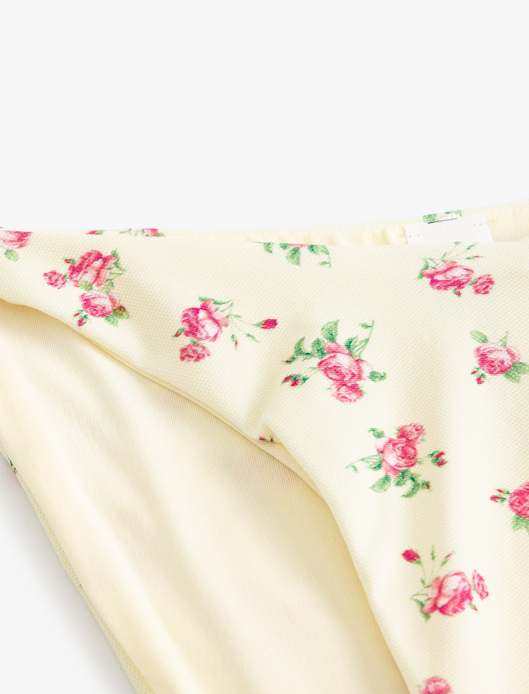   Çiçekli Bikini Altı Yanları İpli