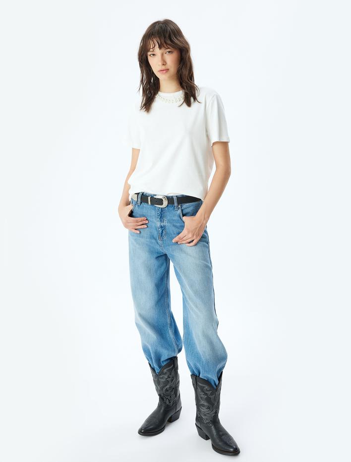  Kısa Kollu Tişört İnci İşleme Detaylı Bisiklet Yaka Pamuklu