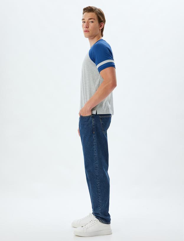 Slim Fit Tişört Slogan Baskılı Bisiklet Yaka Kısa Kollu Biyeli Pamuk Karışımlı_1