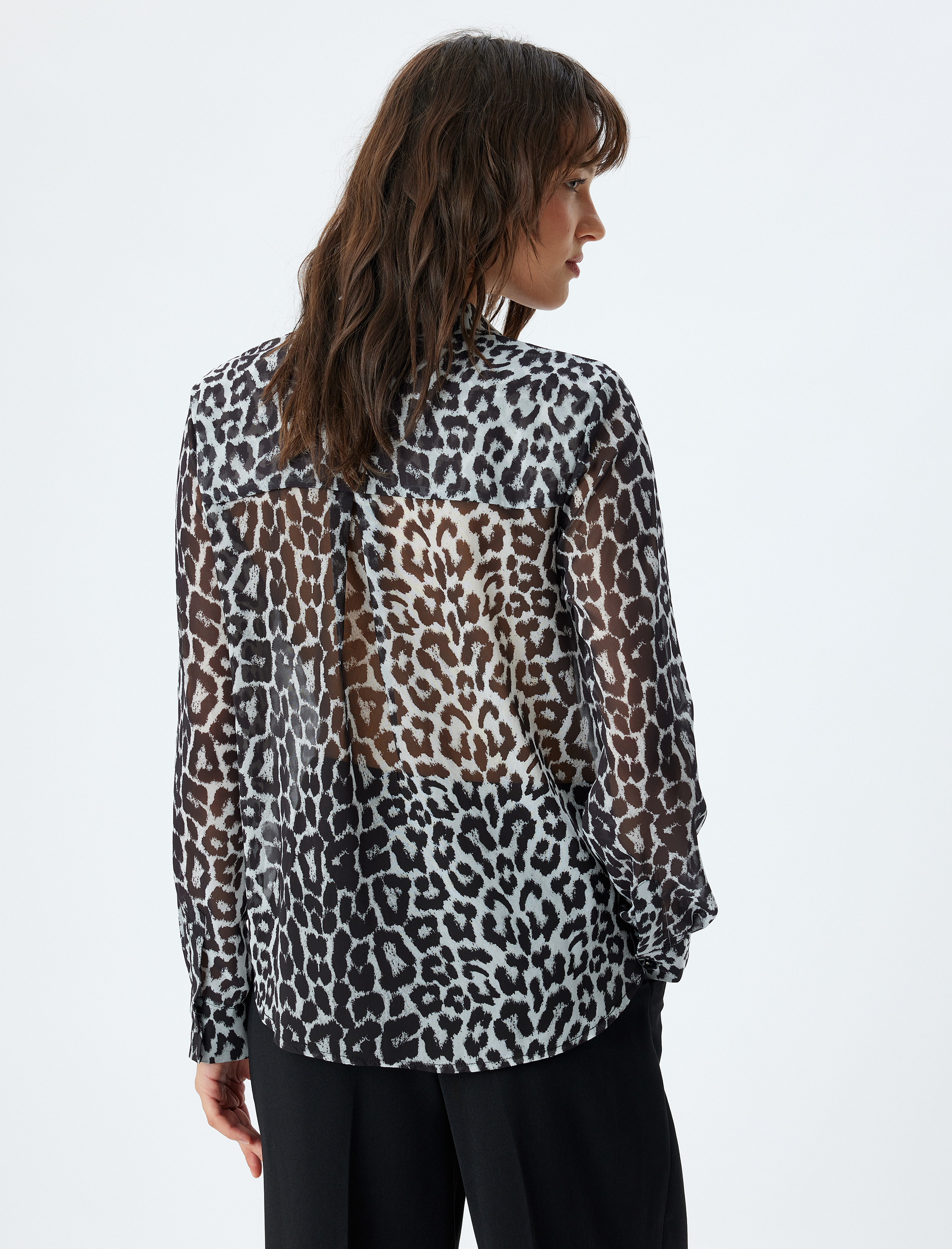 Leopar Şifon Gömlek Uzun Kollu Cep Detaylı Regular Fit