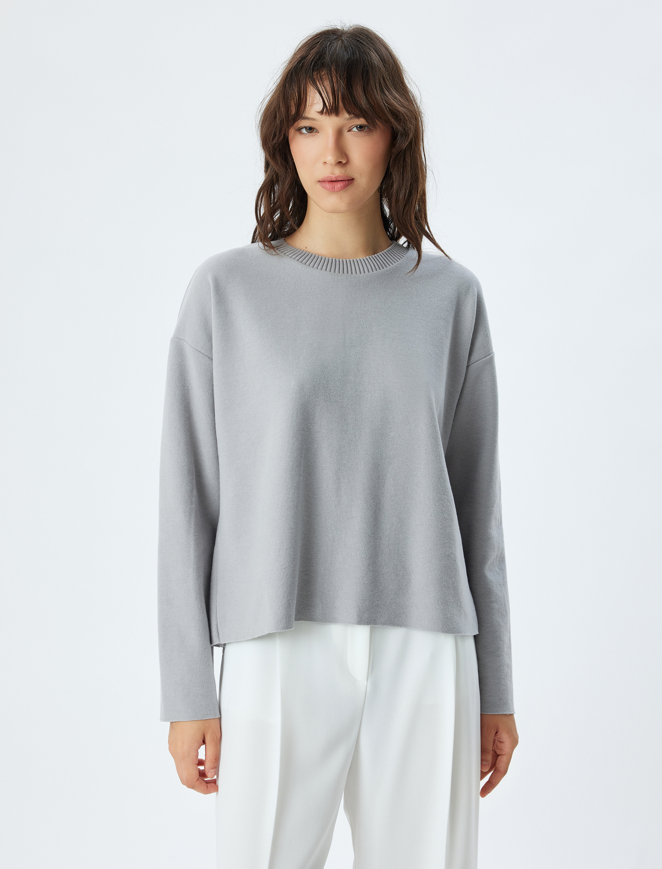   Bisiklet Yaka Uzun Kollu Basic Sweatshirt