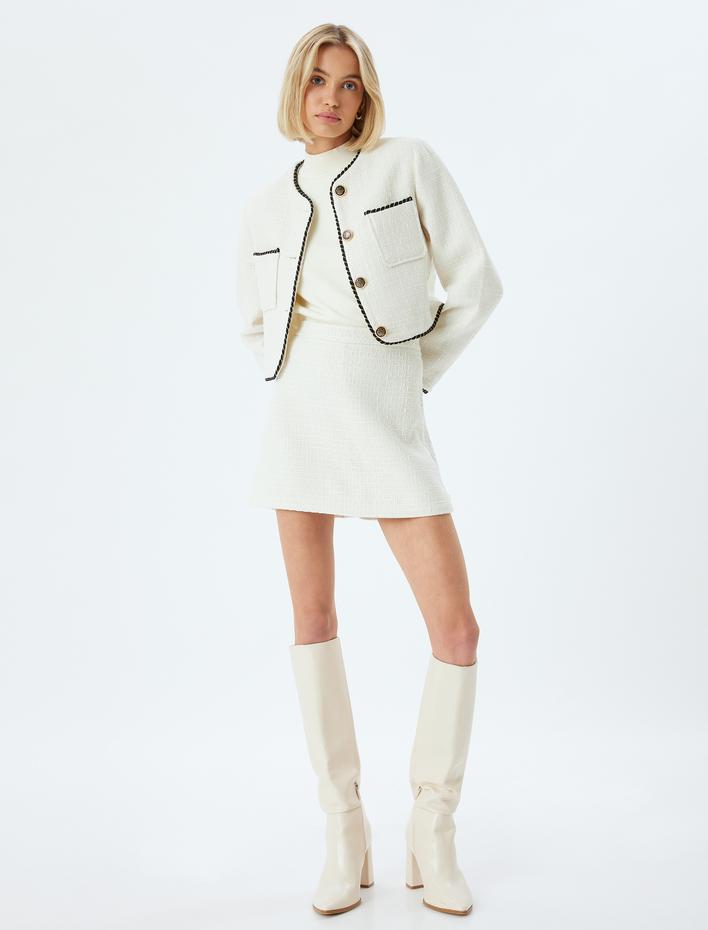  Tüvit Crop Ceket Renk Kontrastlı Yuvarlak Yaka Cepli Düğmeli